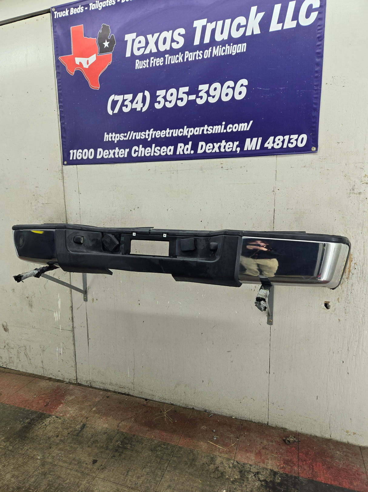 2011-2014 Chevrolet Silverado / GMC Sierra 1500 Rear Bumper