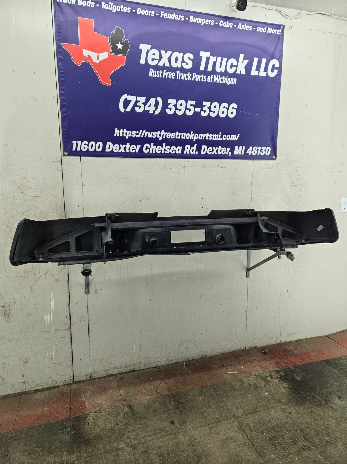 2011-2014 Chevrolet Silverado / GMC Sierra 1500 Rear Bumper