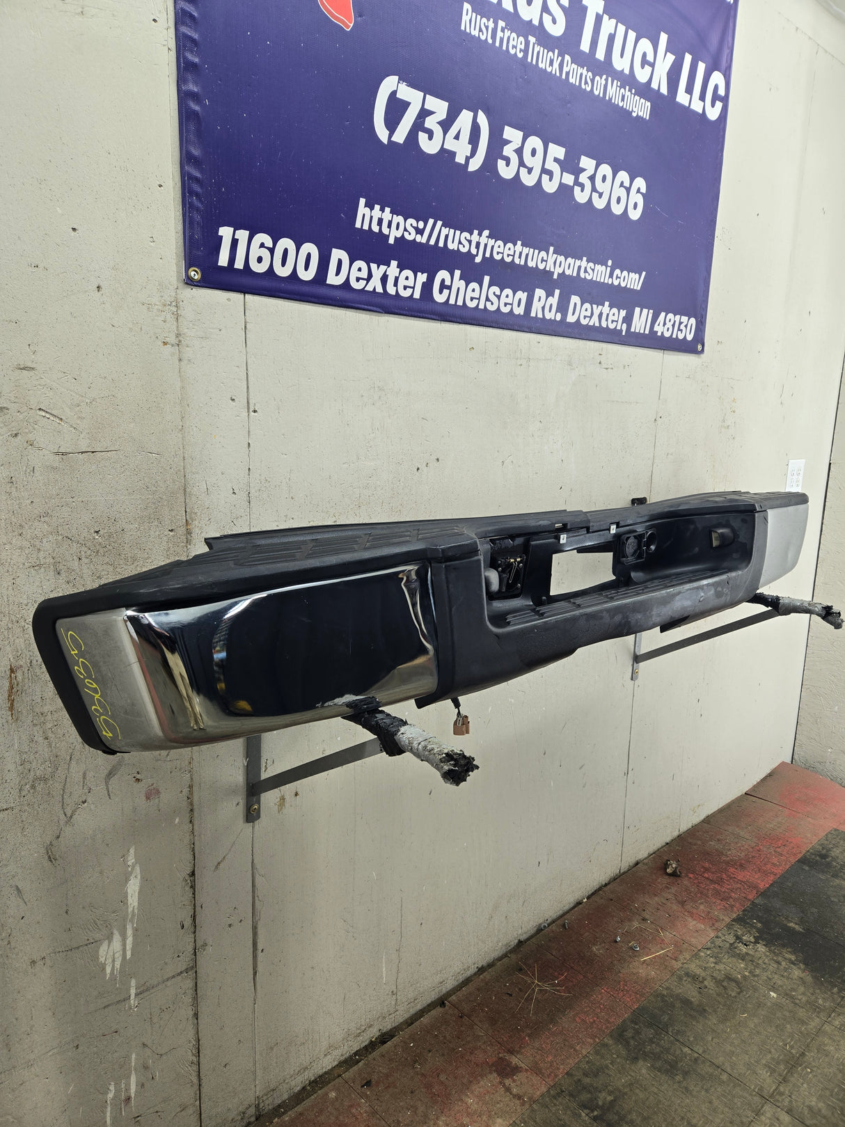 2011-2014 Chevrolet Silverado / GMC Sierra 1500 Rear Bumper