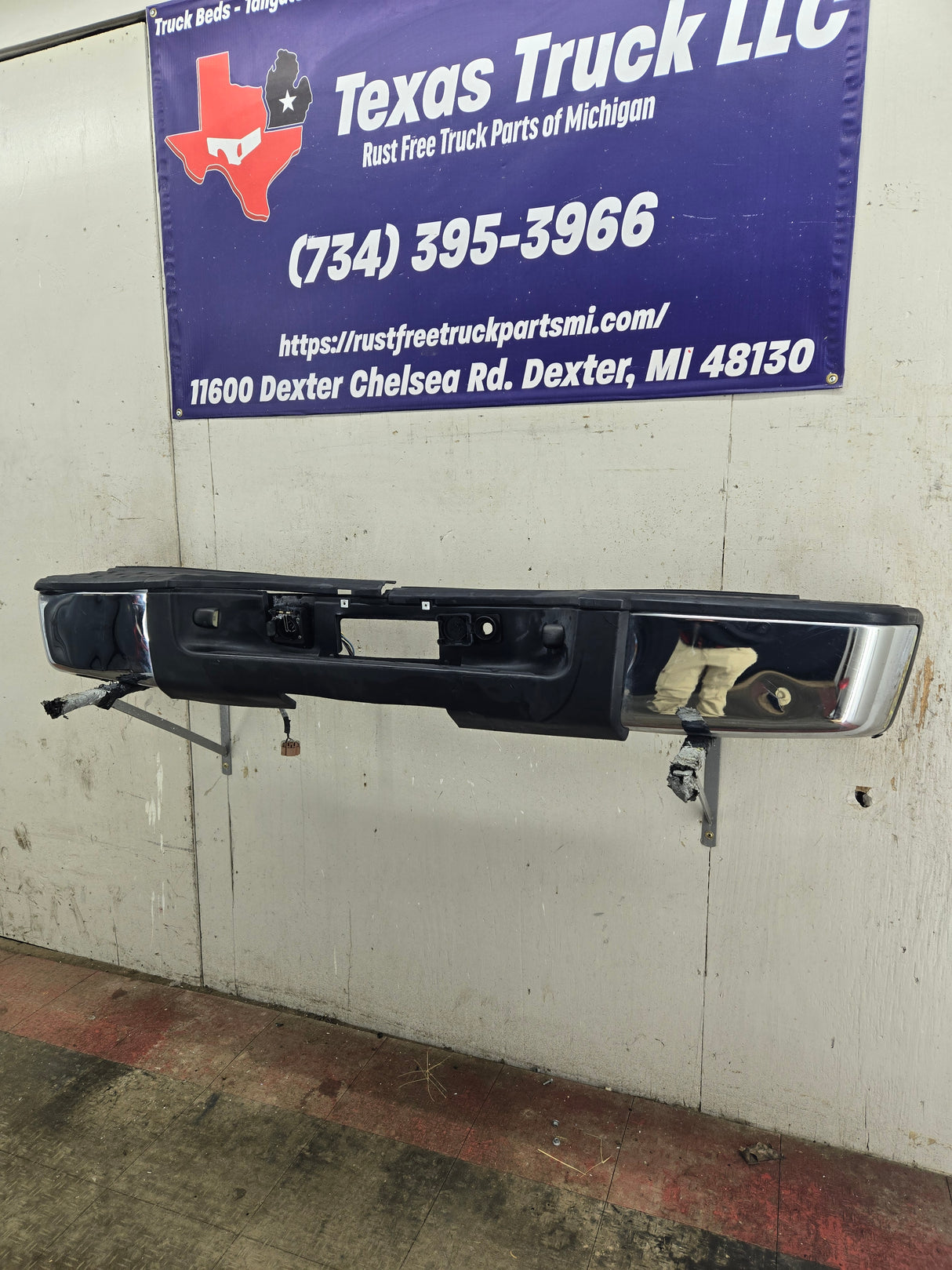 2011-2014 Chevrolet Silverado / GMC Sierra 1500 Rear Bumper