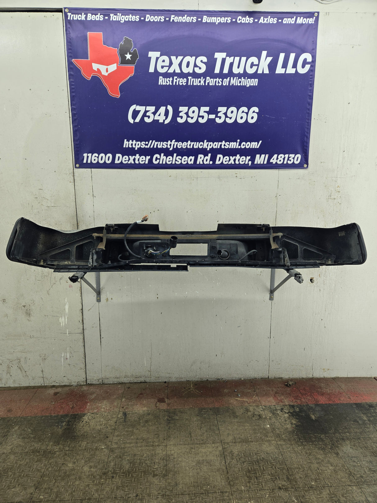 2011-2014 Chevrolet Silverado / GMC Sierra 1500 Rear Bumper