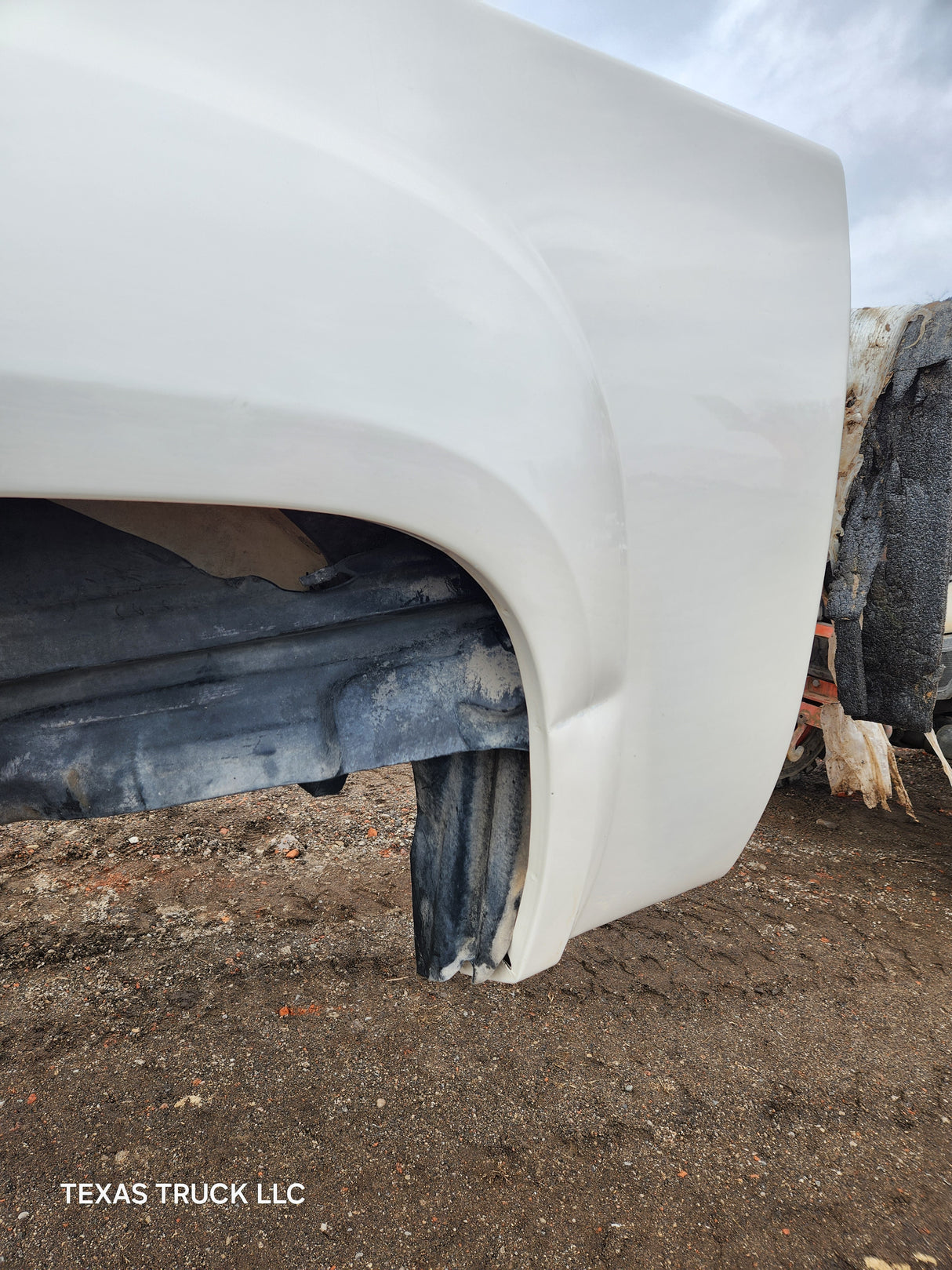 2007-2013 GMC Sierra 1500 5' 8" Short Truck Bed