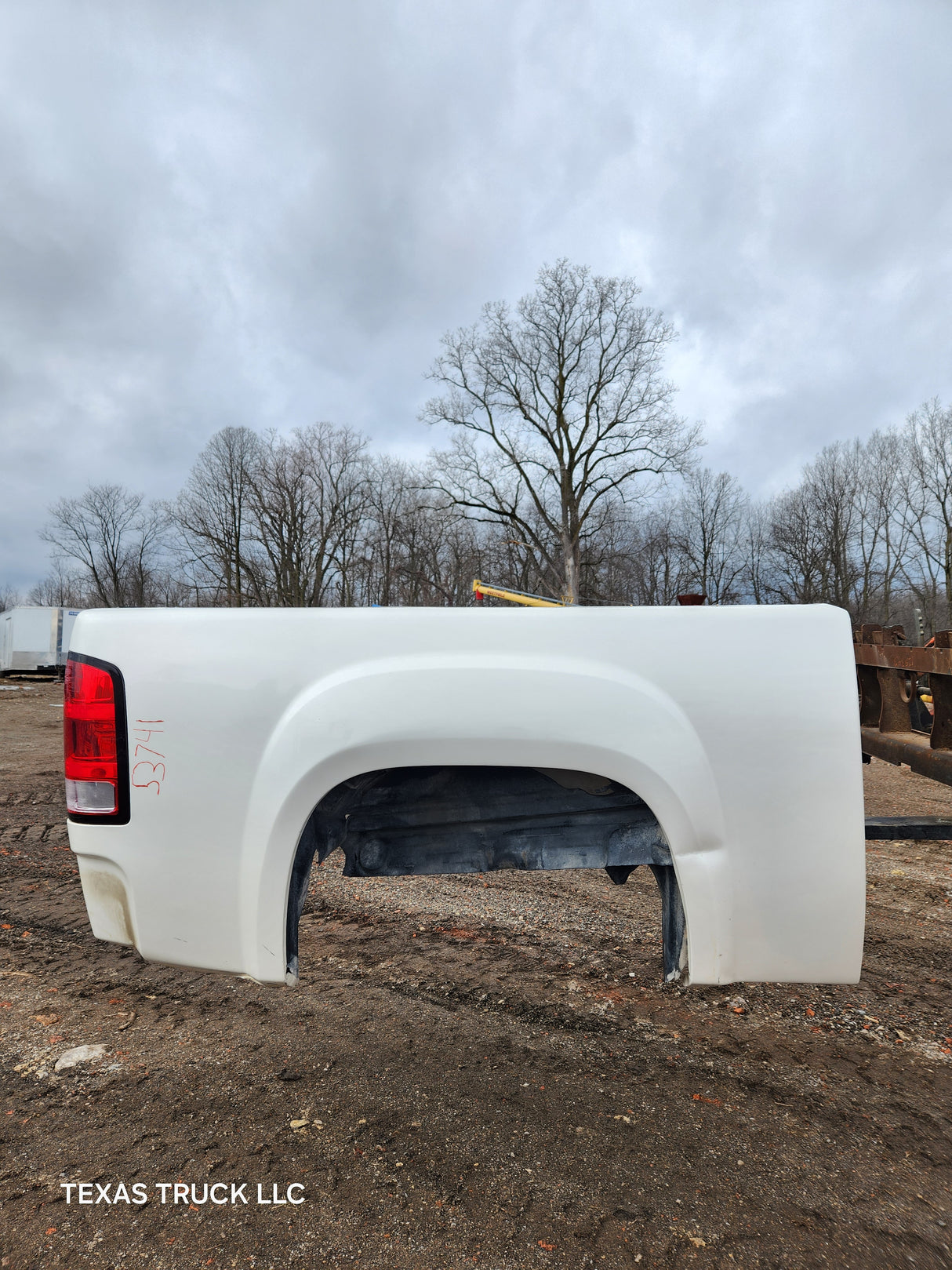 2007-2013 GMC Sierra 1500 5' 8" Short Truck Bed