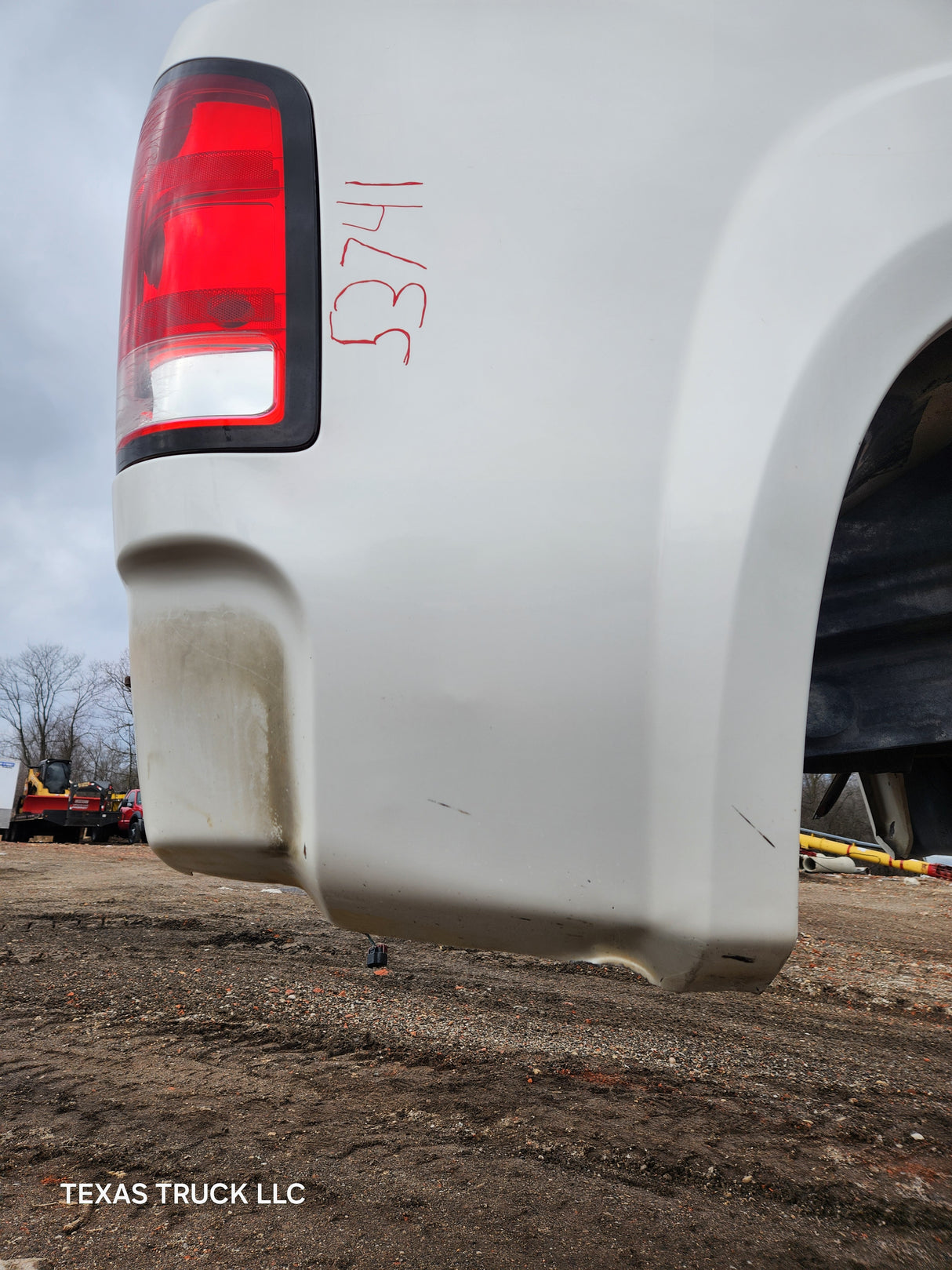 2007-2013 GMC Sierra 1500 5' 8" Short Truck Bed