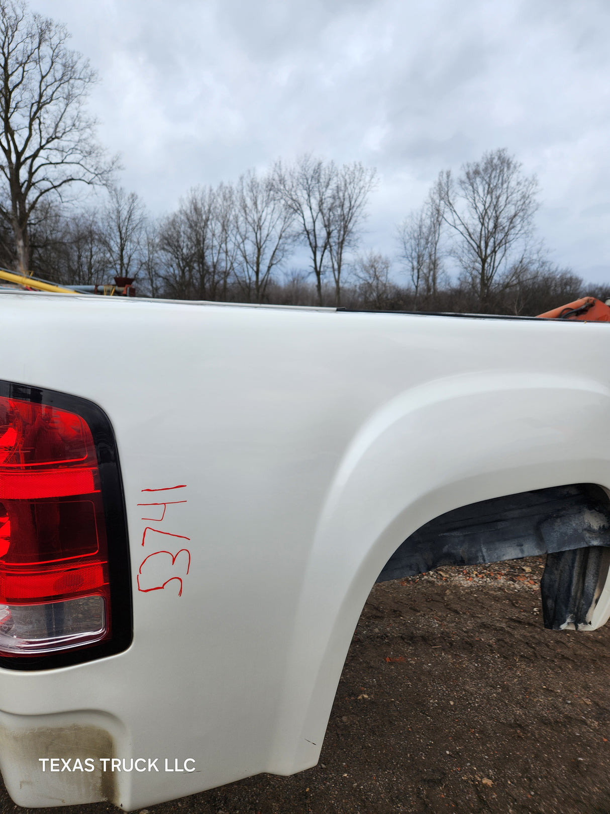 2007-2013 GMC Sierra 1500 5' 8" Short Truck Bed