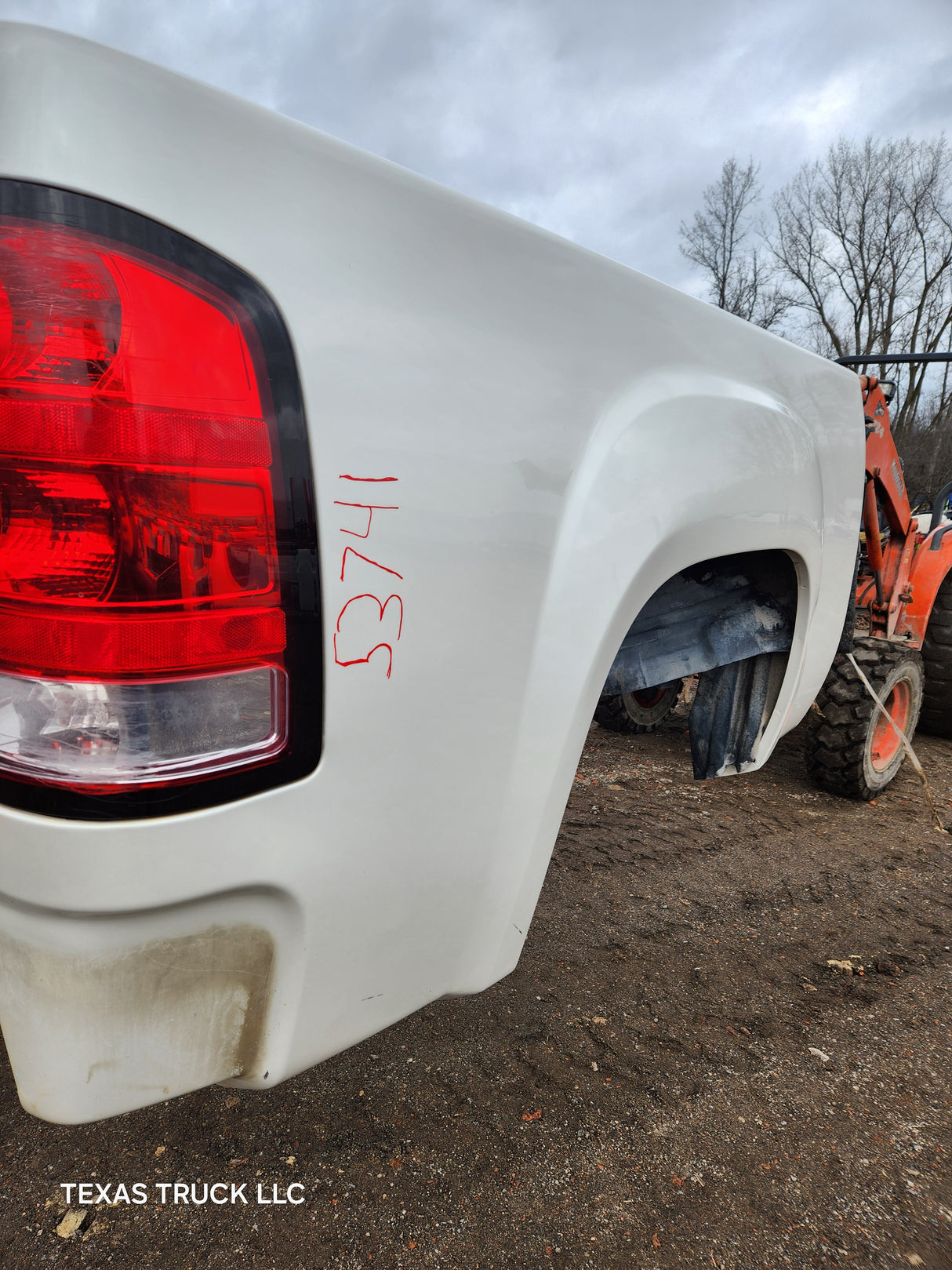 2007-2013 GMC Sierra 1500 5' 8" Short Truck Bed