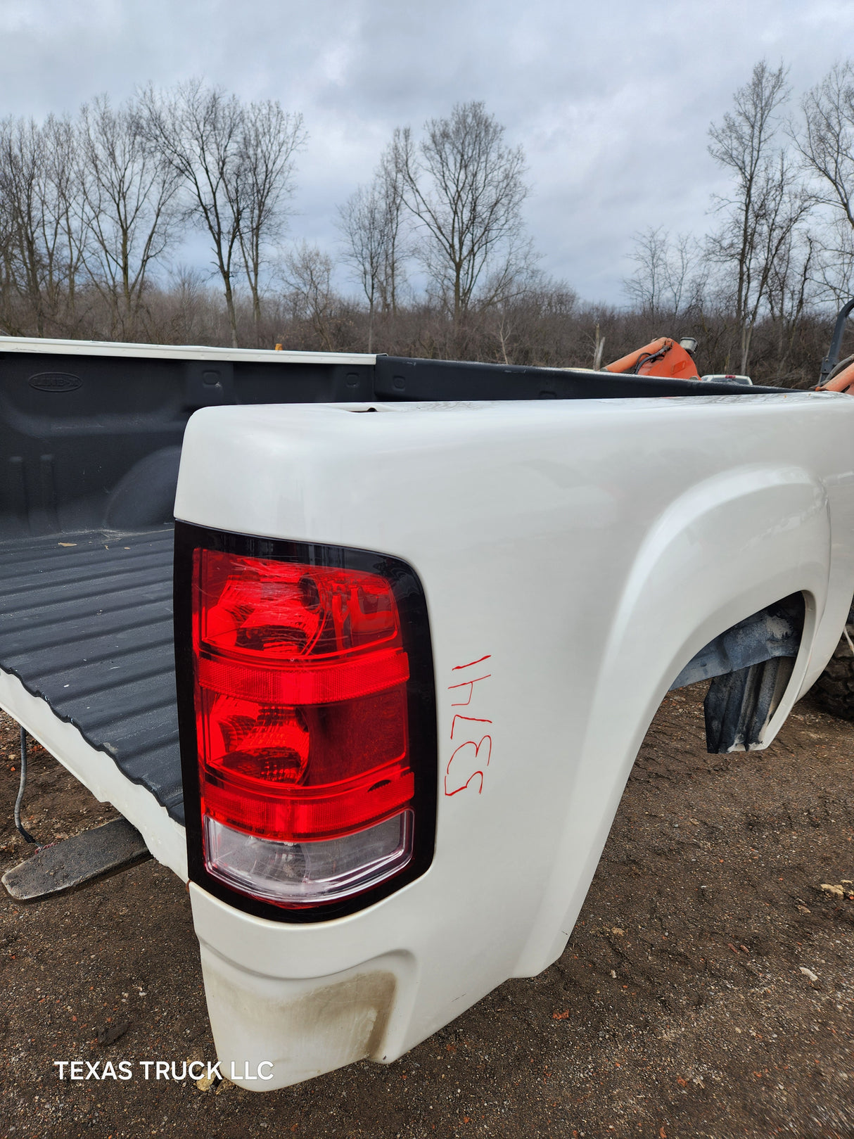 2007-2013 GMC Sierra 1500 5' 8" Short Truck Bed