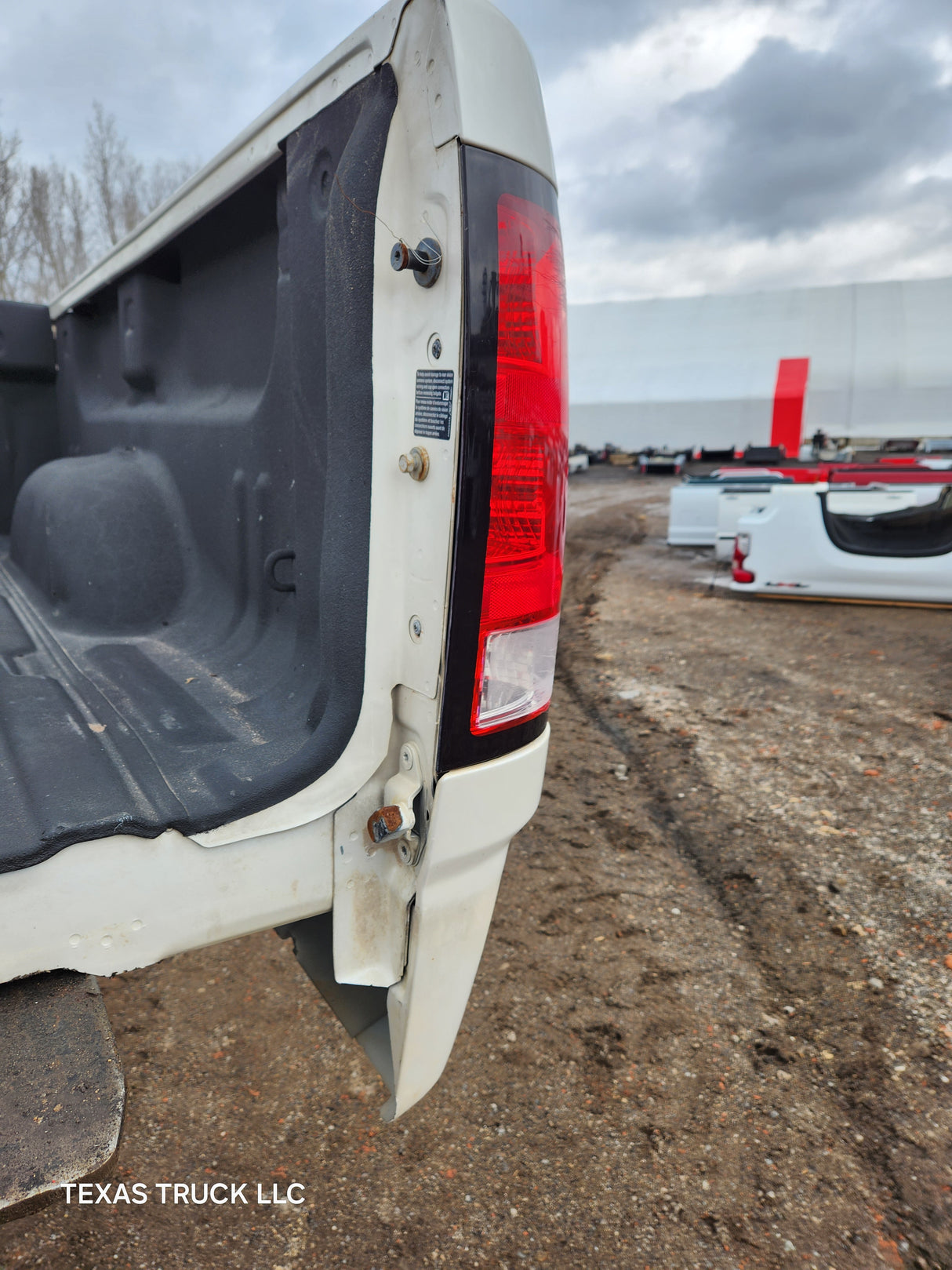 2007-2013 GMC Sierra 1500 5' 8" Short Truck Bed