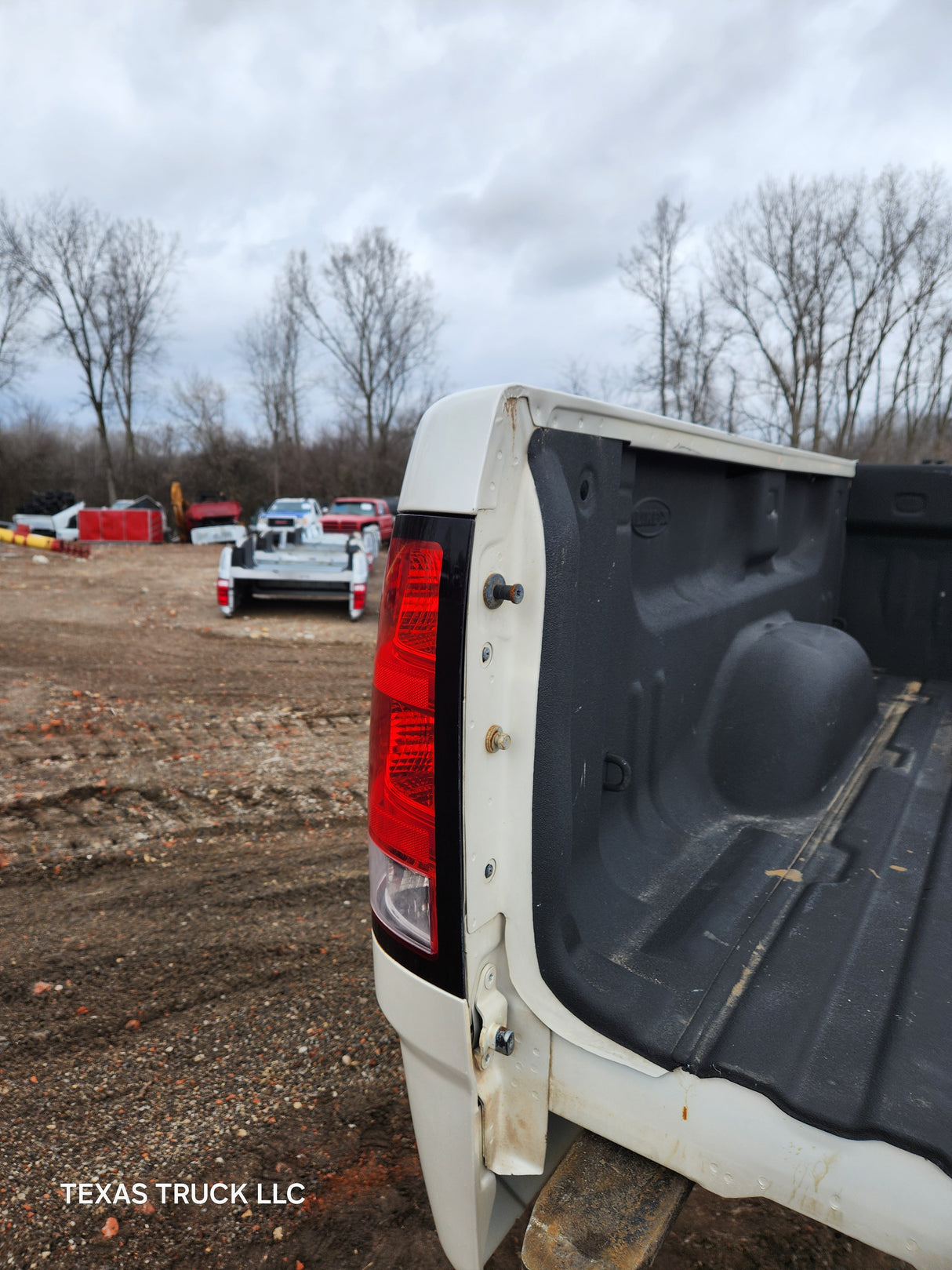 2007-2013 GMC Sierra 1500 5' 8" Short Truck Bed
