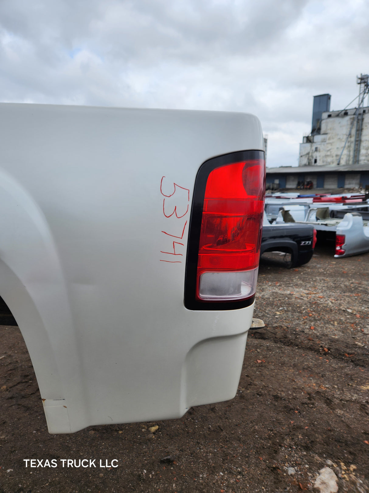 2007-2013 GMC Sierra 1500 5' 8" Short Truck Bed