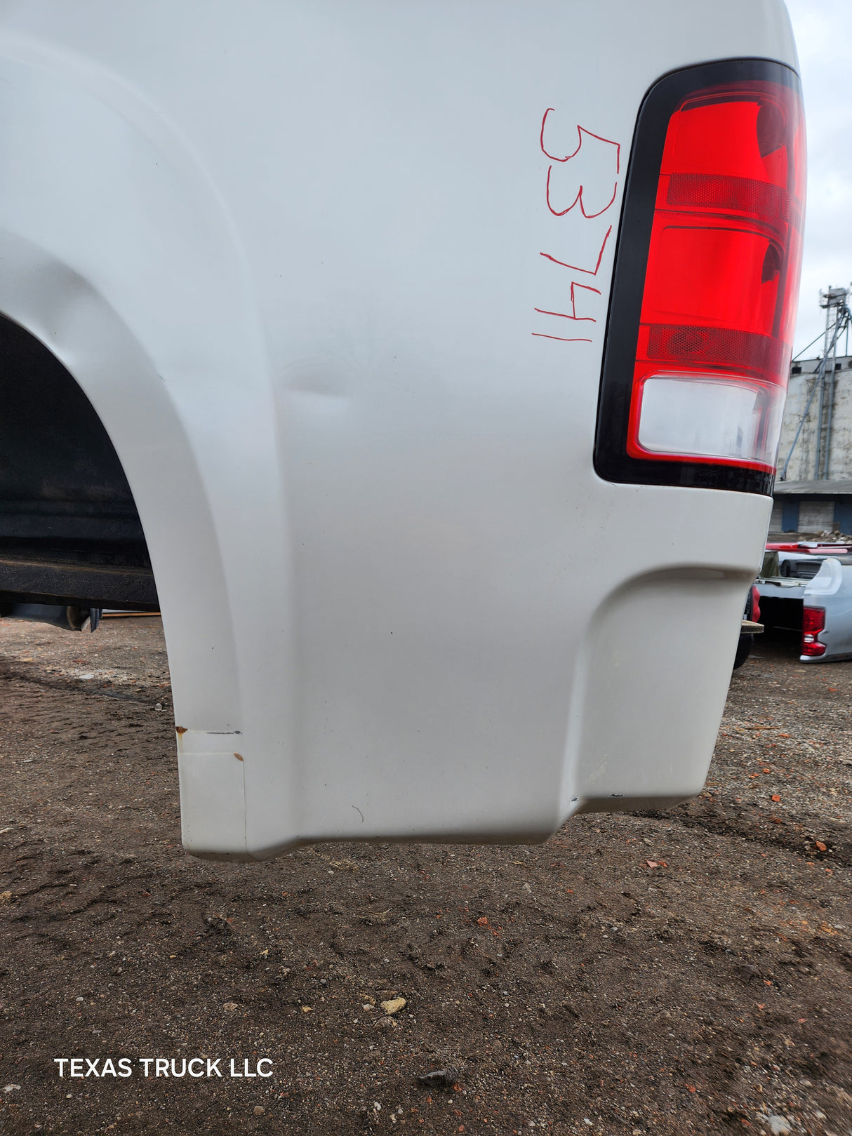 2007-2013 GMC Sierra 1500 5' 8" Short Truck Bed