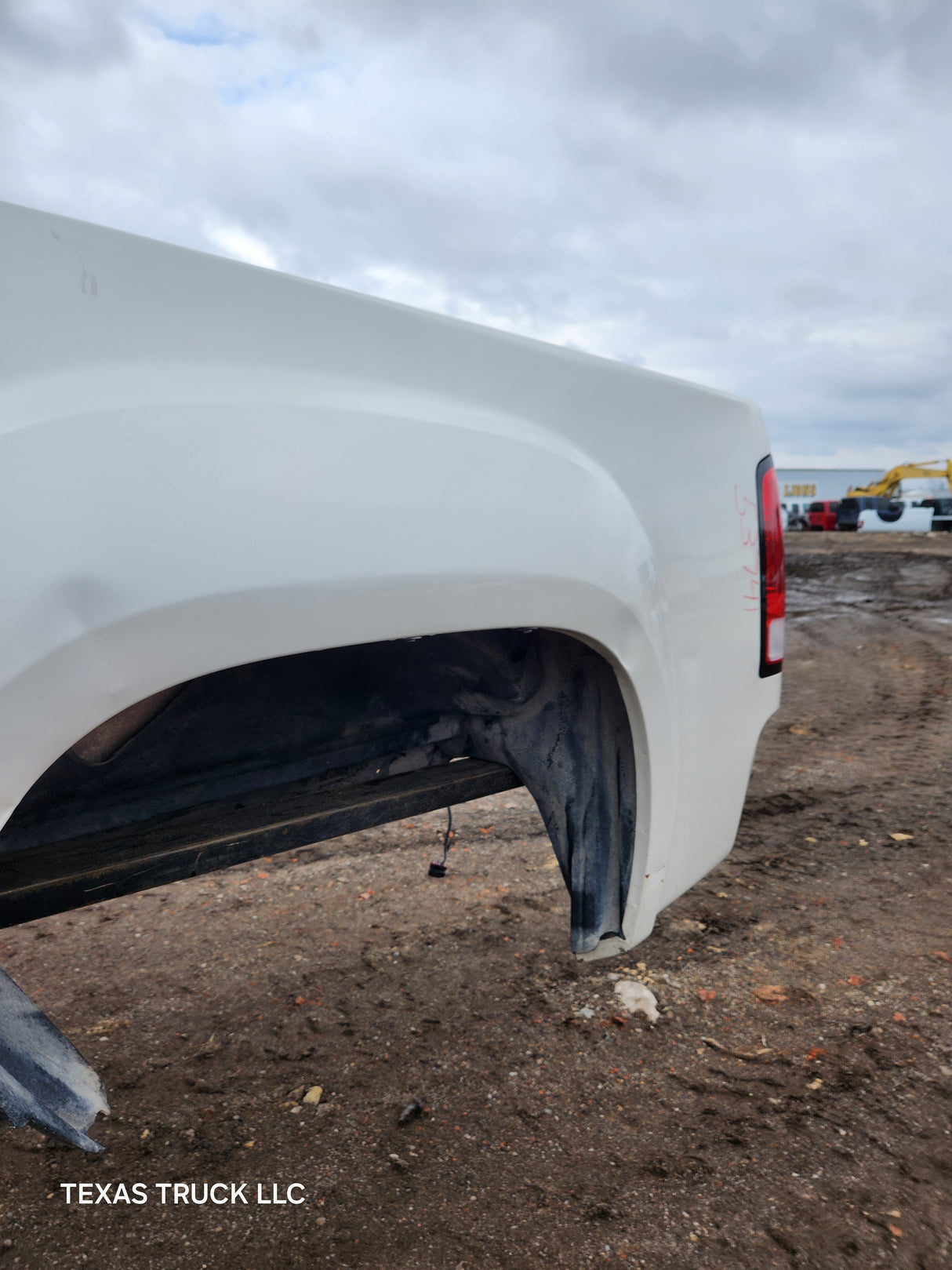 2007-2013 GMC Sierra 1500 5' 8" Short Truck Bed