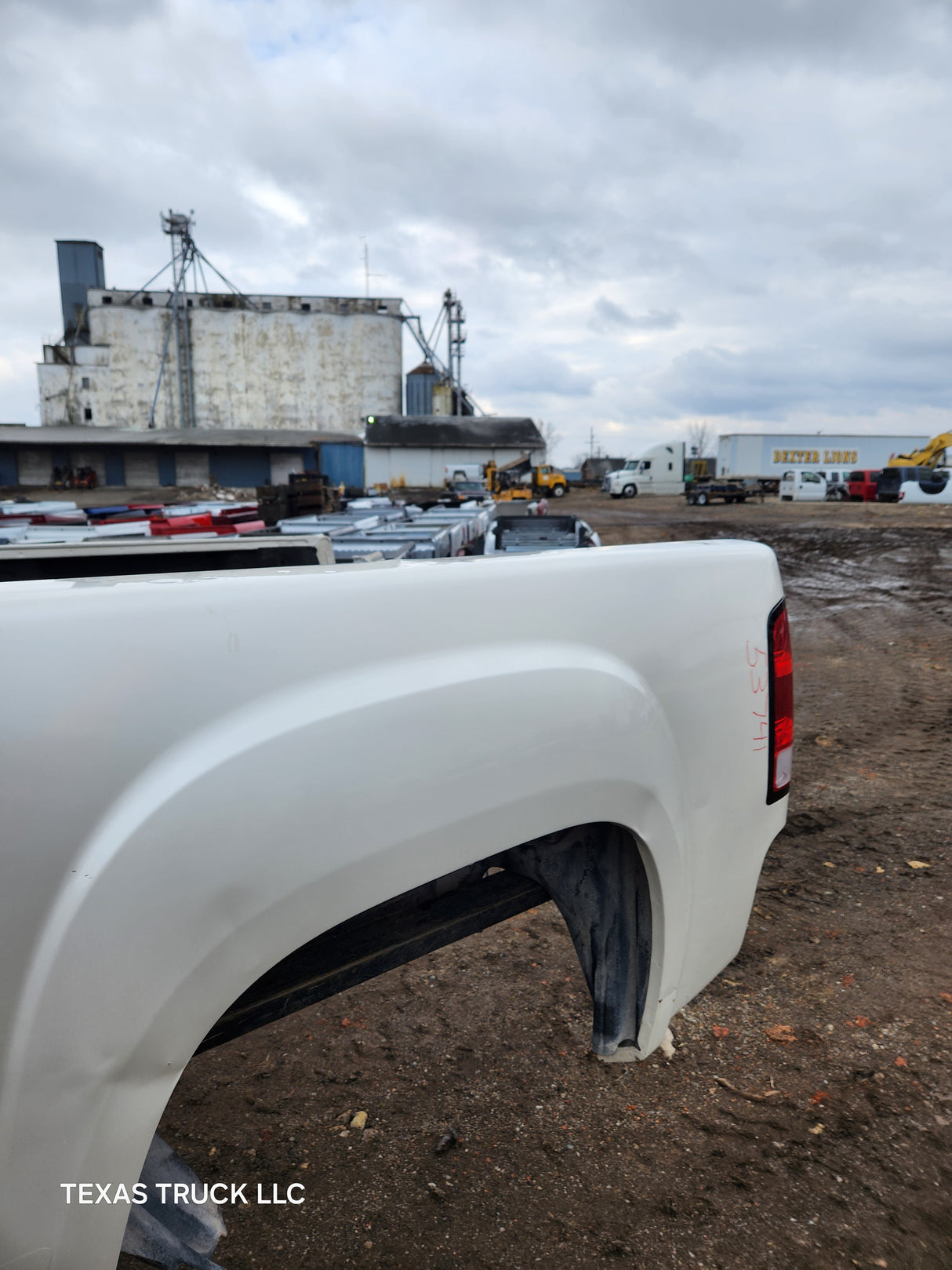 2007-2013 GMC Sierra 1500 5' 8" Short Truck Bed