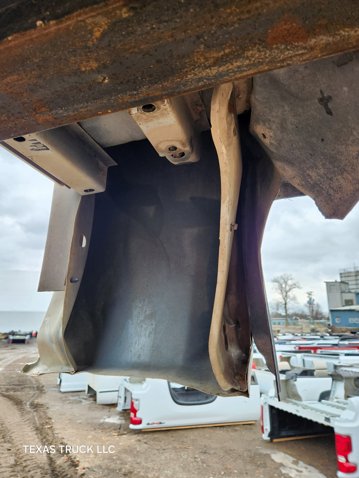 2007-2013 GMC Sierra 1500 5' 8" Short Truck Bed