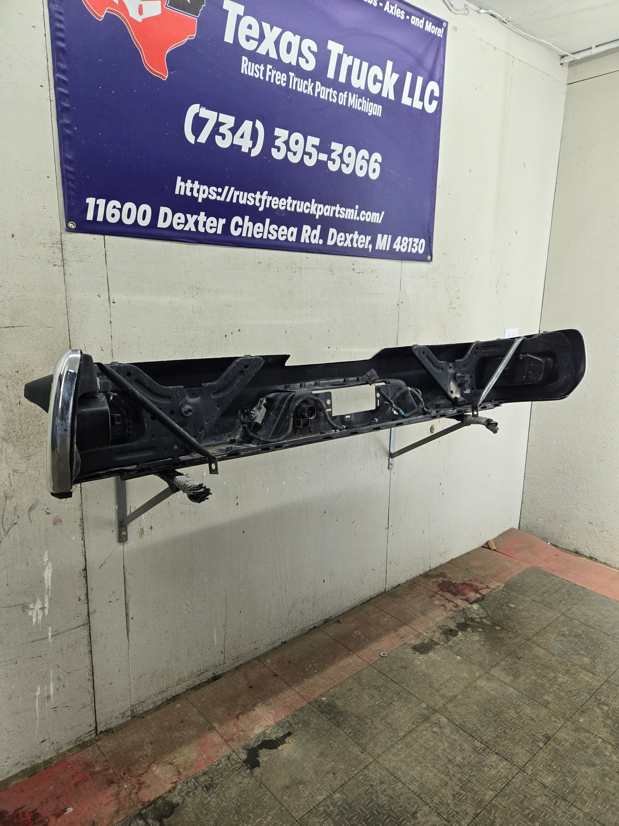 2019-2025 Chevrolet Silverado / GMC Sierra 2500 3500 HD Rear Bumper