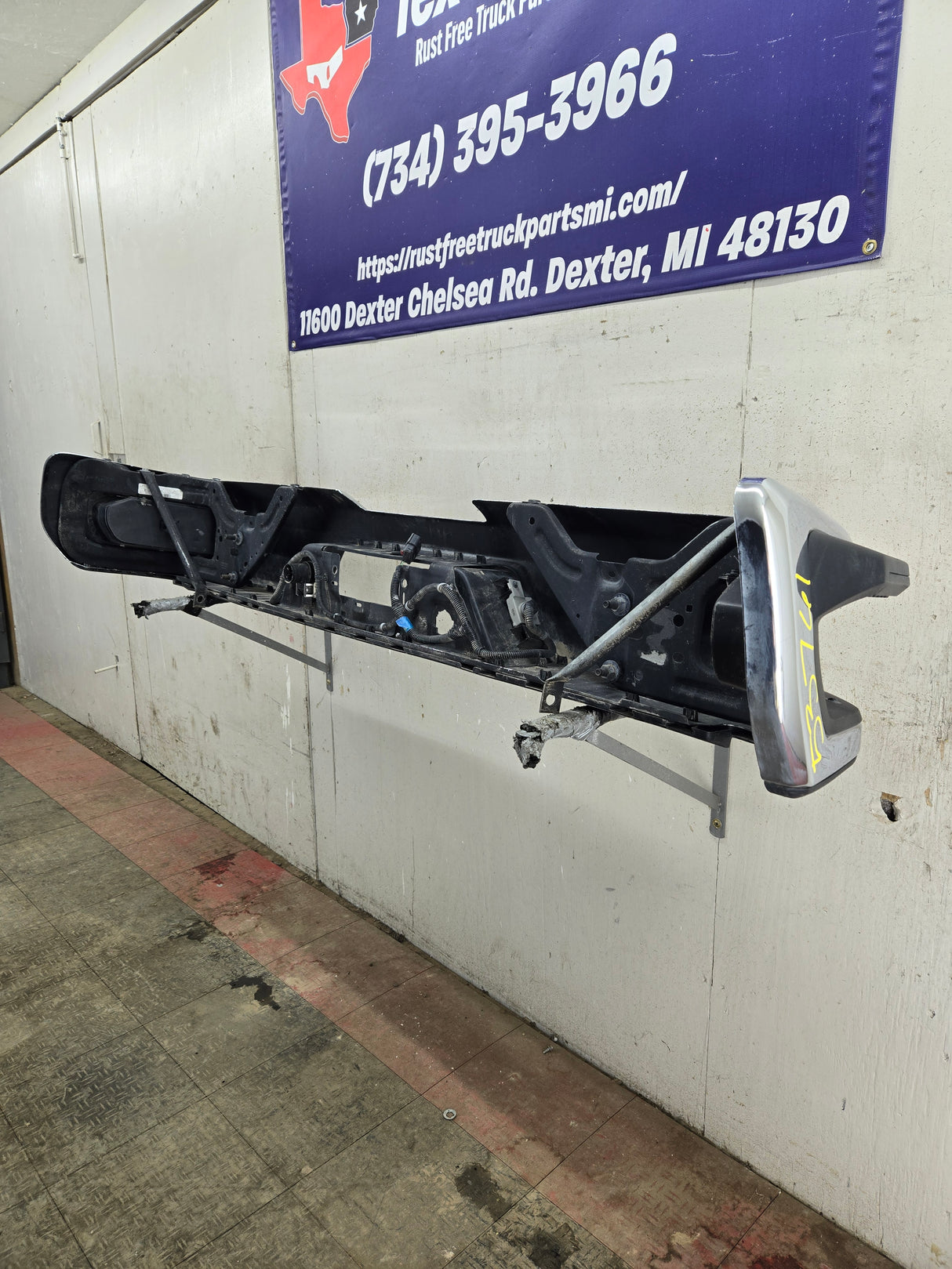 2019-2025 Chevrolet Silverado / GMC Sierra 2500 3500 HD Rear Bumper