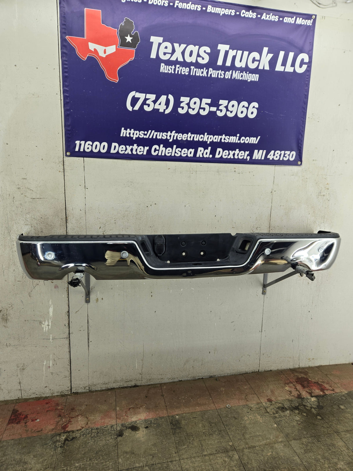2009-2018 Dodge Ram 1500 4th Gen Rear Bumper Dual Exhaust