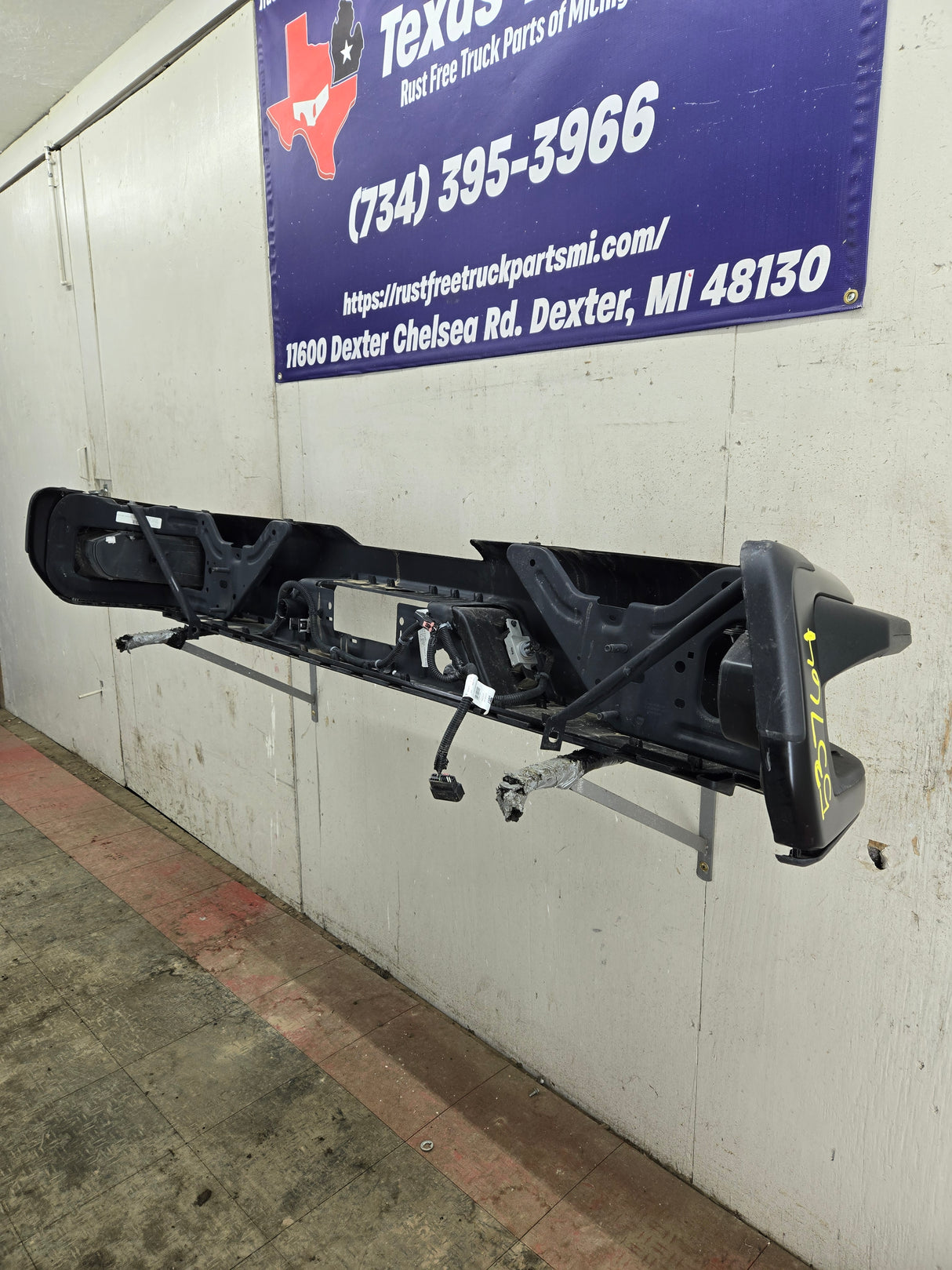 2019-2025 Chevrolet Silverado / GMC Sierra 2500 3500 HD Rear Bumper