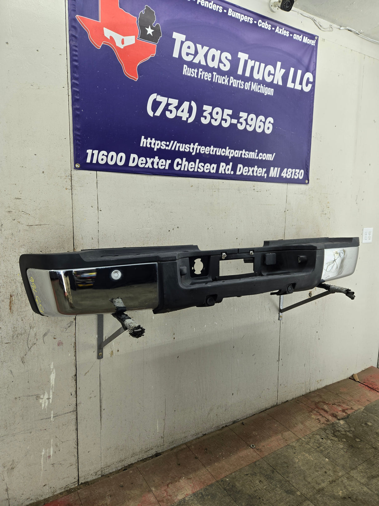 2011-2014 Chevrolet Silverado / GMC Sierra 2500 3500 HD Rear Bumper