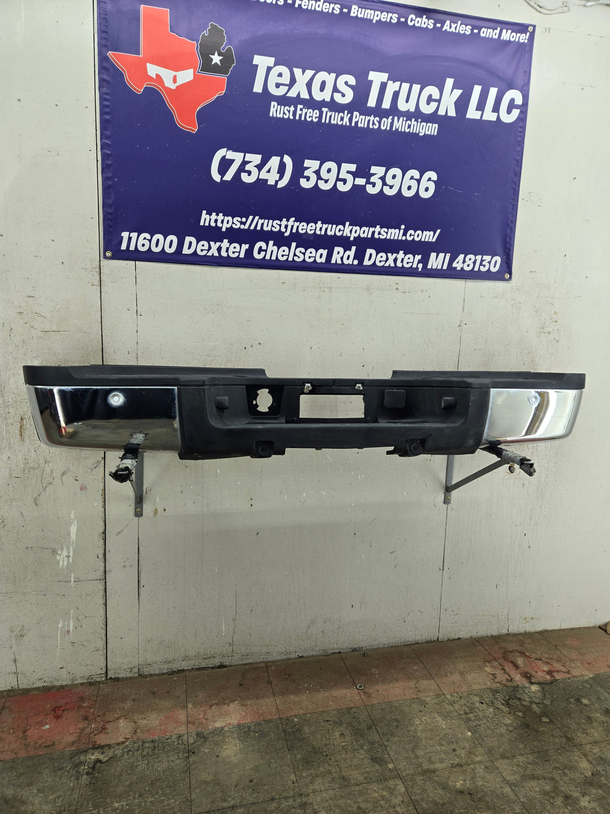 2011-2014 Chevrolet Silverado / GMC Sierra 2500 3500 HD Rear Bumper