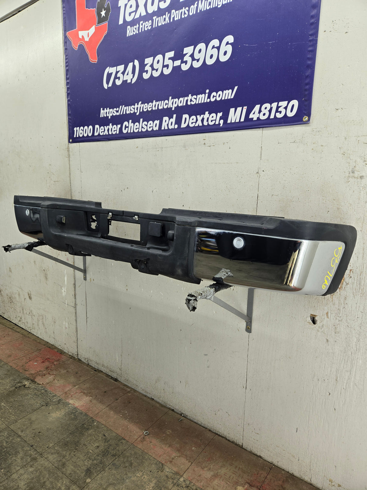 2011-2014 Chevrolet Silverado / GMC Sierra 2500 3500 HD Rear Bumper