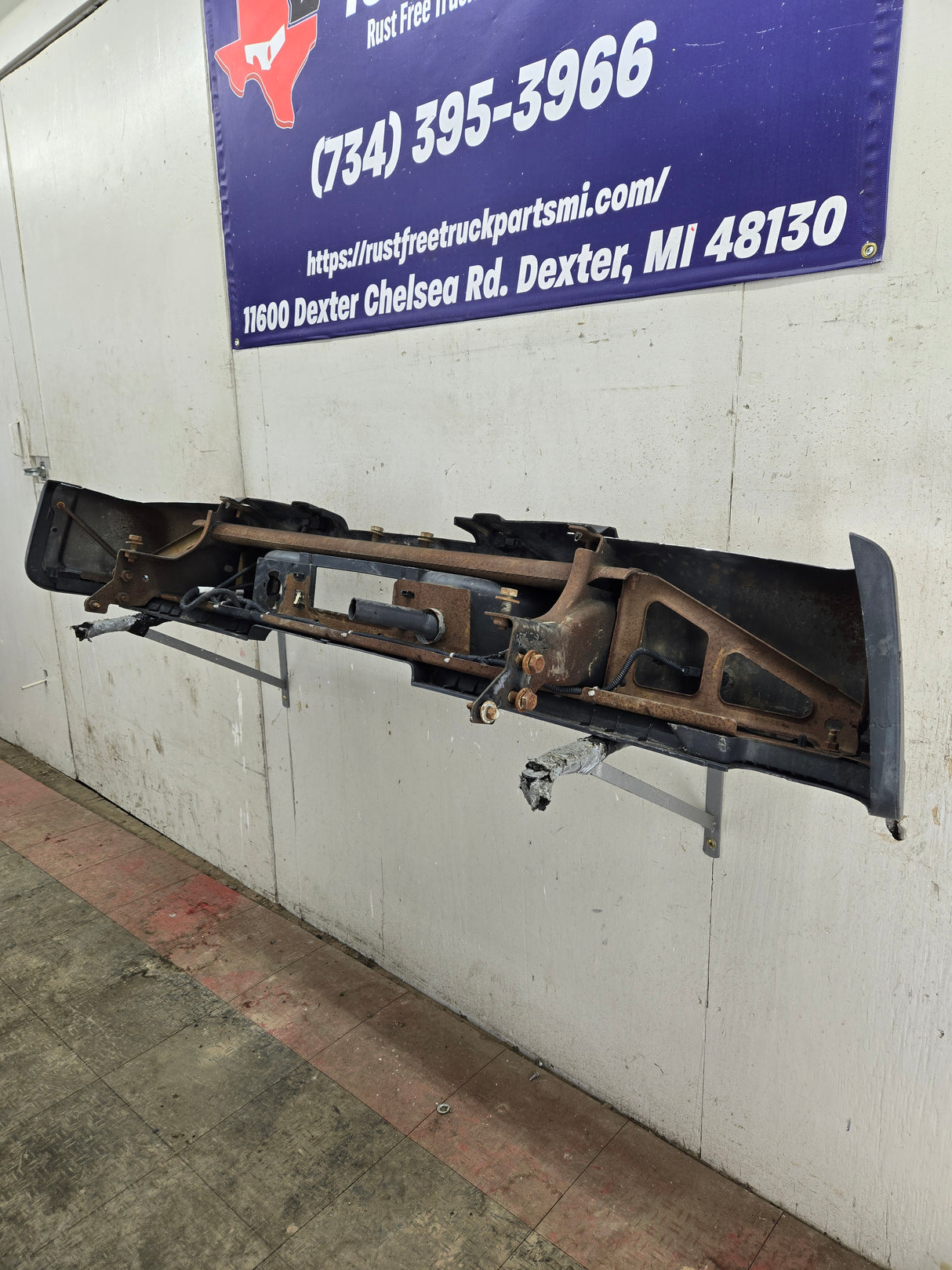 2011-2014 Chevrolet Silverado / GMC Sierra 2500 3500 HD Rear Bumper