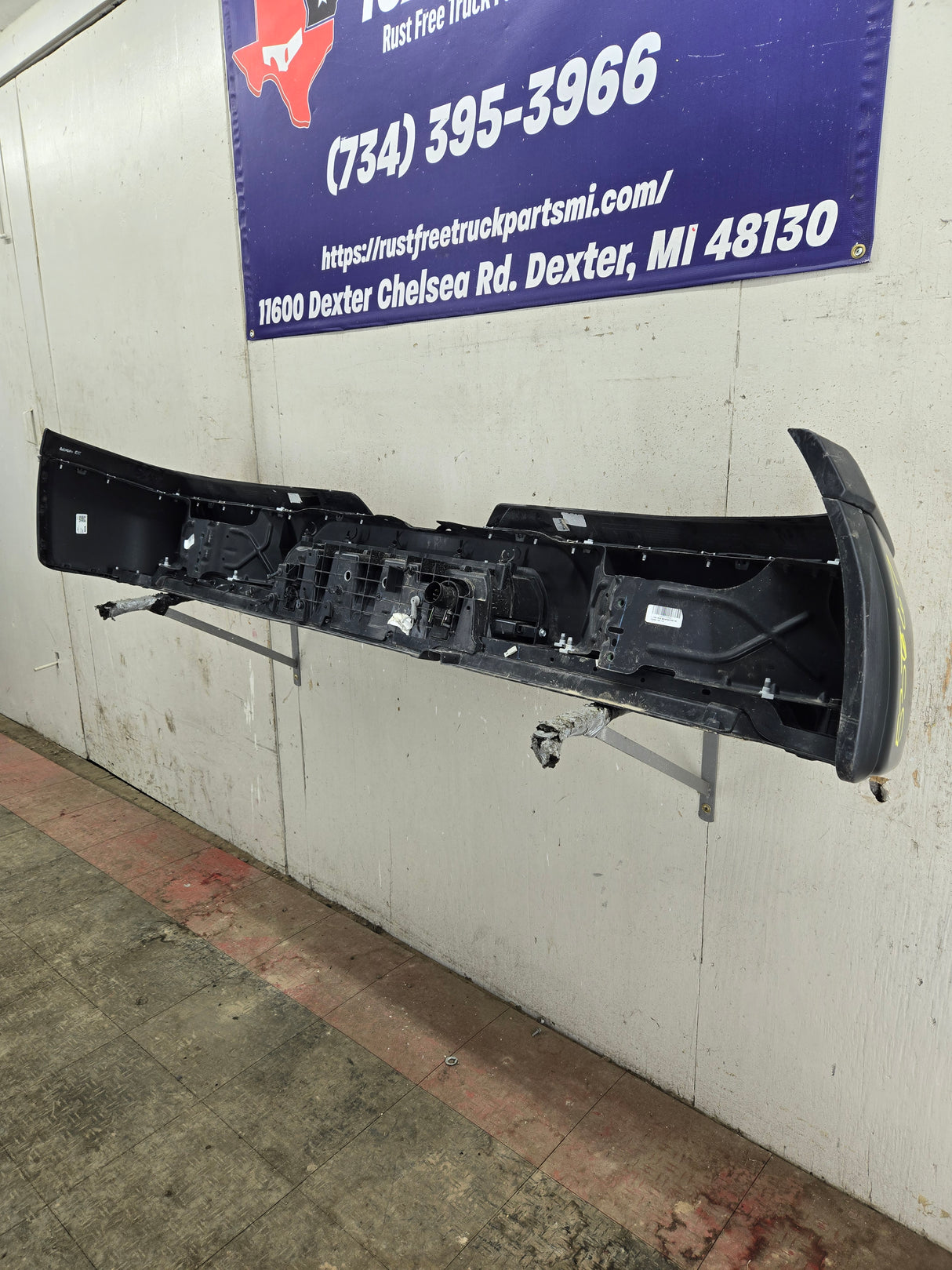 2019-2025 Dodge Ram 2500 3500 5th Gen Rear Bumper