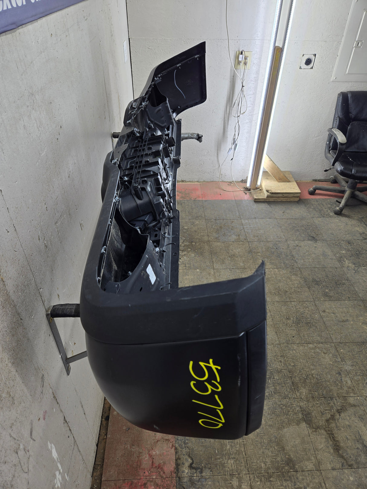 2019-2025 Dodge Ram 2500 3500 5th Gen Rear Bumper