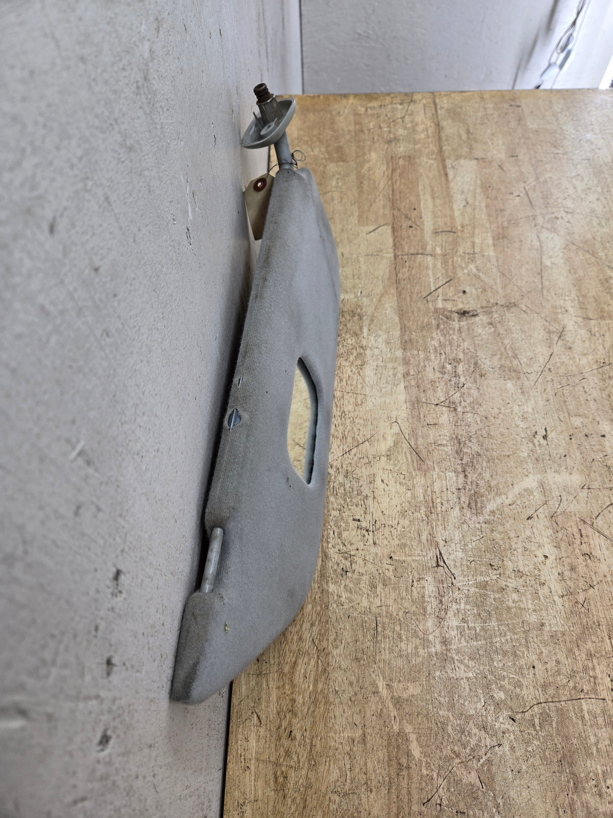 2002-2007 Ford Excursion / Super Duty Passenger Side Sun Visor W/O Light F250 F350 F450 F550 RH