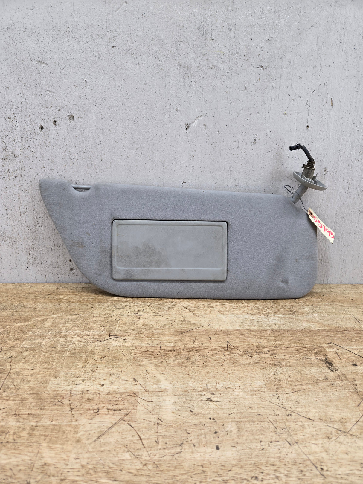 2002-2007 Ford Excursion / Super Duty Passenger Side Sun Visor With Light F250 F350 F450 F550 RH