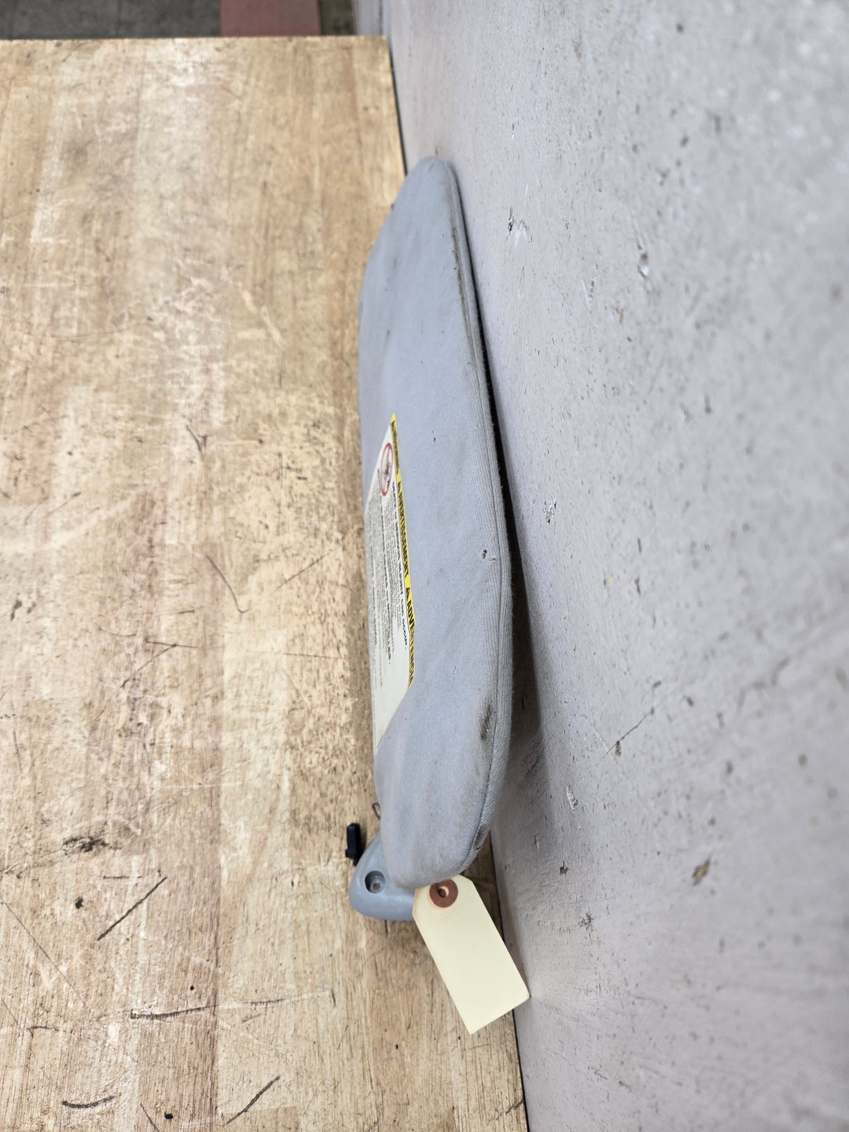 2002-2007 Ford Excursion / Super Duty Passenger Side Sun Visor With Light F250 F350 F450 F550 RH