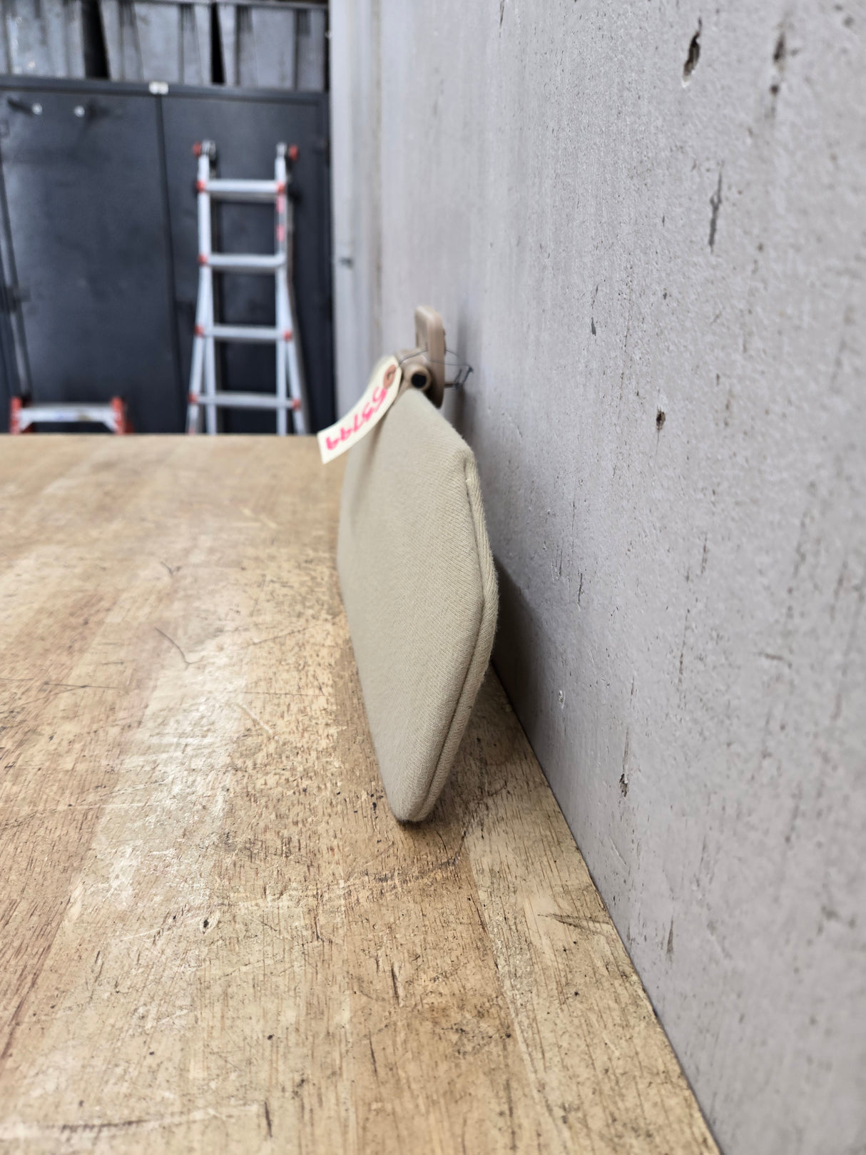 2002-2005 Ford Excursion Passenger Dual Side Sun Visor RH