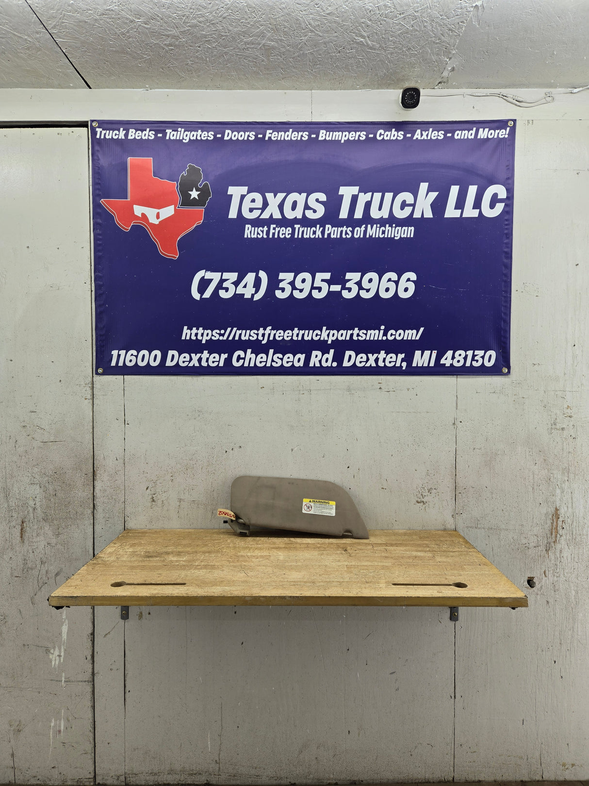 2002-2007 Ford Excursion / Super Duty Driver Side Sun Visor With Light F250 F350 F450 F550 LH