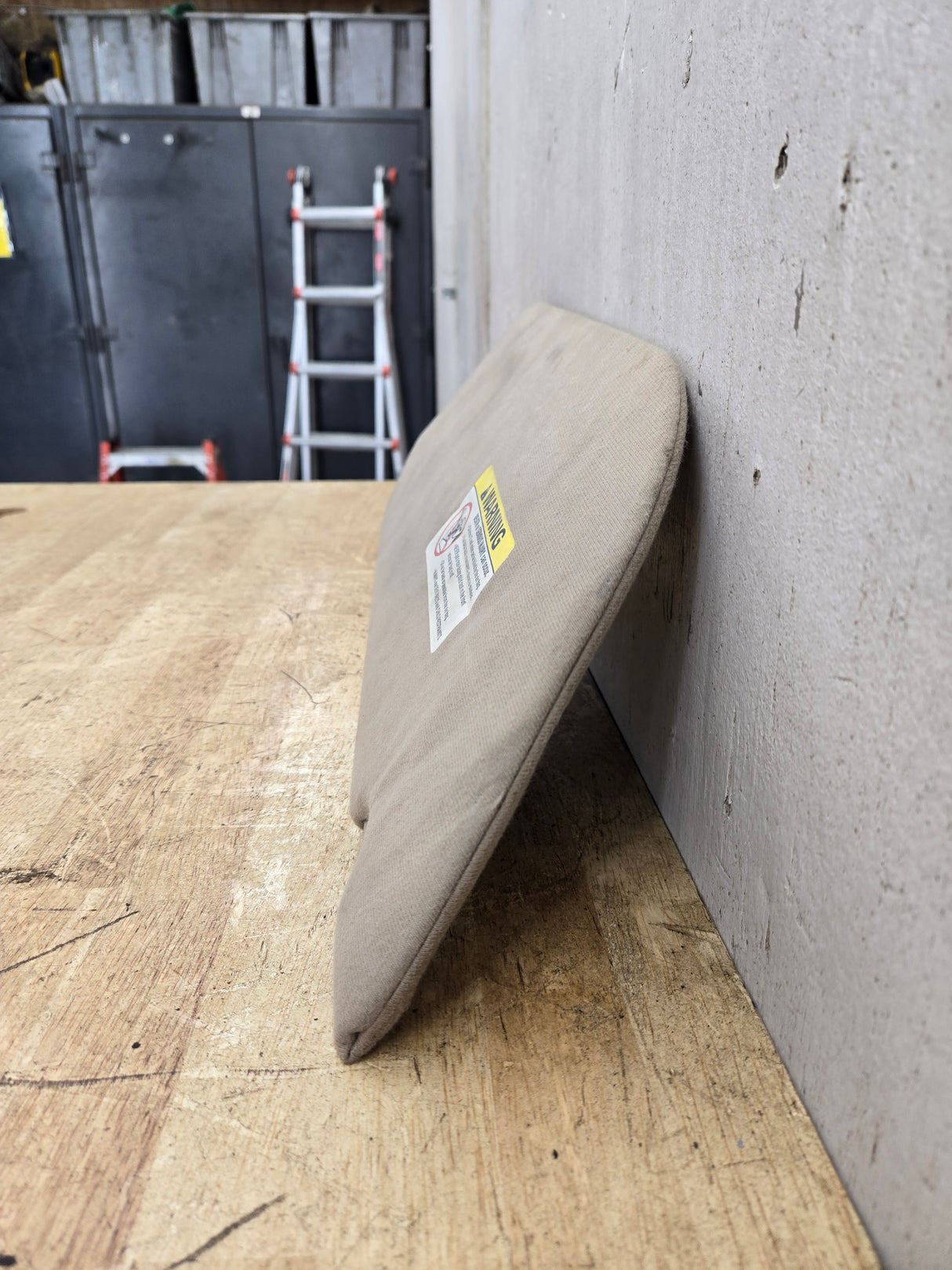 2002-2007 Ford Excursion / Super Duty Driver Side Sun Visor With Light F250 F350 F450 F550 LH