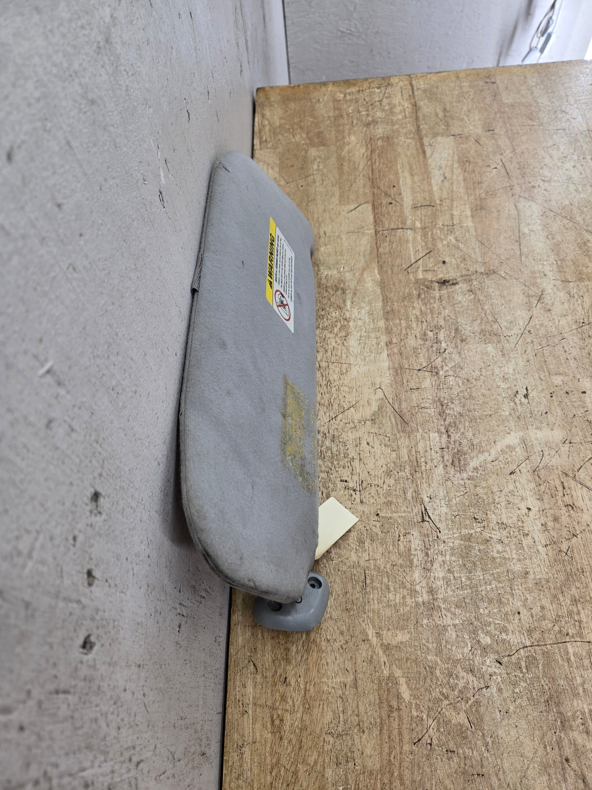 2002-2007 Ford Excursion / Super Duty Driver Side Sun Visor W/O Light F250 F350 F450 F550 LH