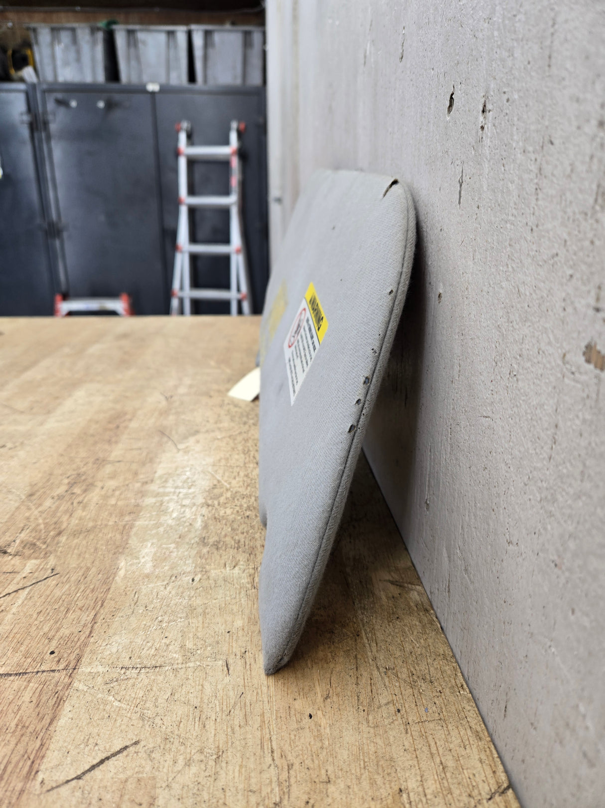 2002-2007 Ford Excursion / Super Duty Driver Side Sun Visor W/O Light F250 F350 F450 F550 LH