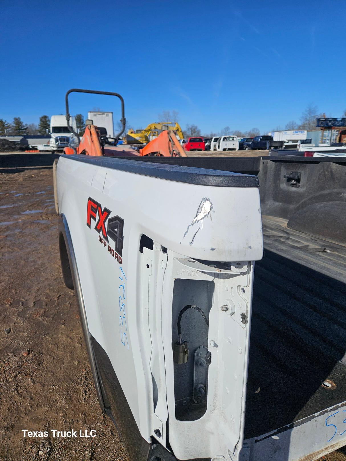 2017-2022 Ford F250 F350 Super Duty 6' 9" Short Truck Bed