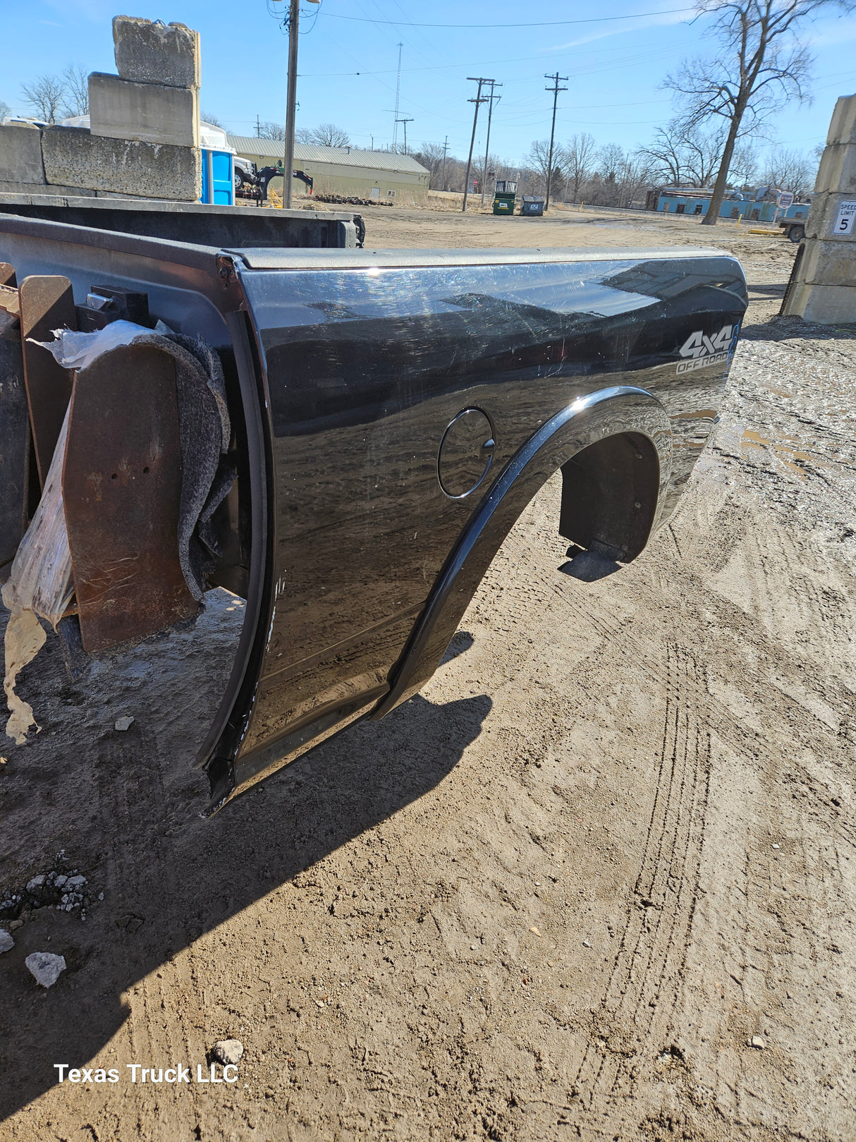 2019-2025 Dodge Ram 2500 3500 5th Gen 6' 4" Short Truck Bed