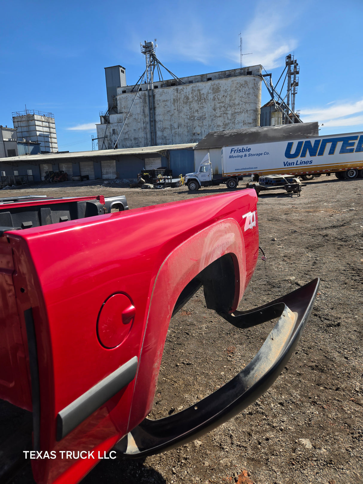 2004-2013 Chevrolet Colorado / GMC Canyon Short / Mid Size Truck Bed 73"