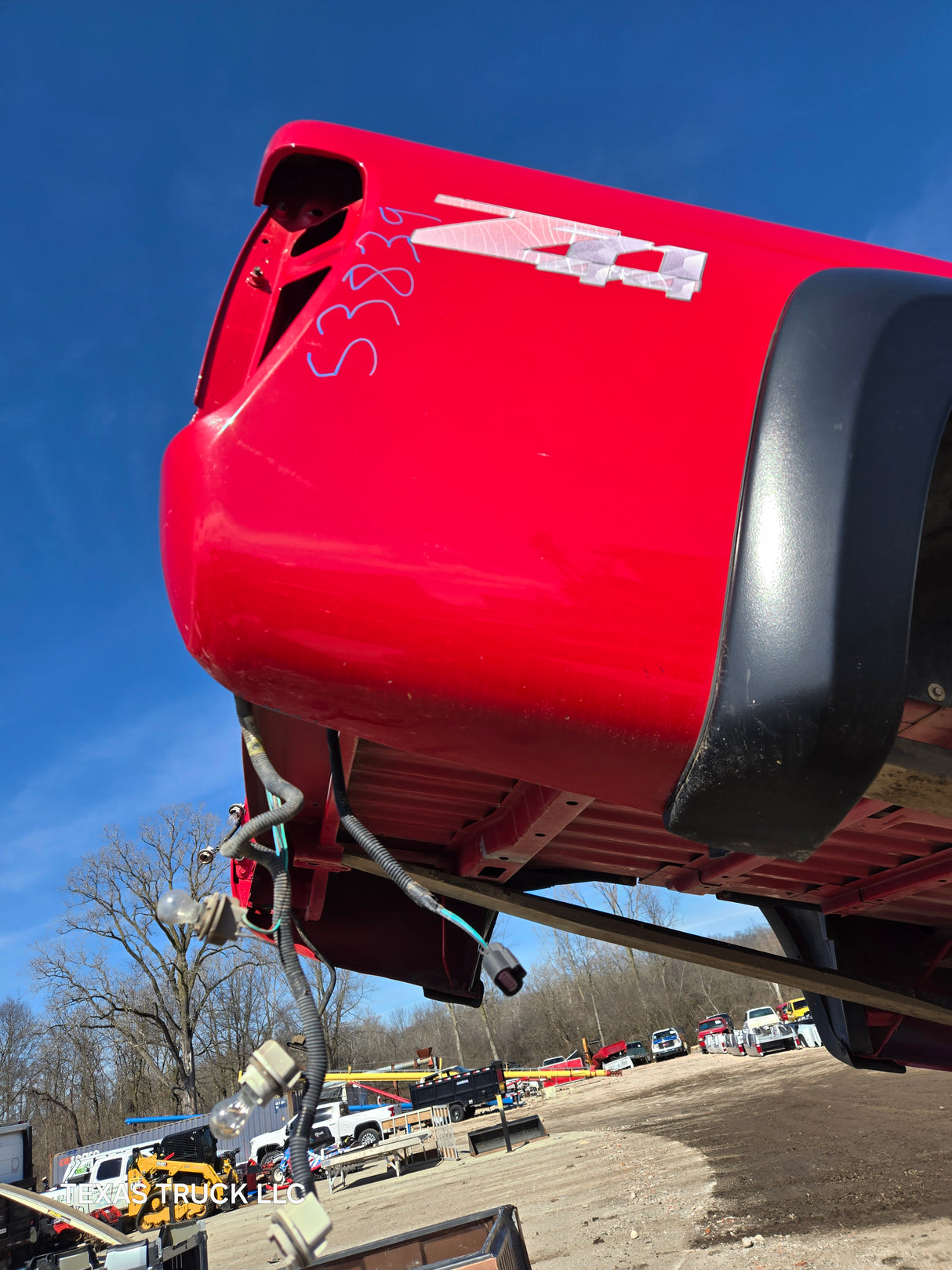 2004-2013 Chevrolet Colorado / GMC Canyon Short / Mid Size Truck Bed 73"