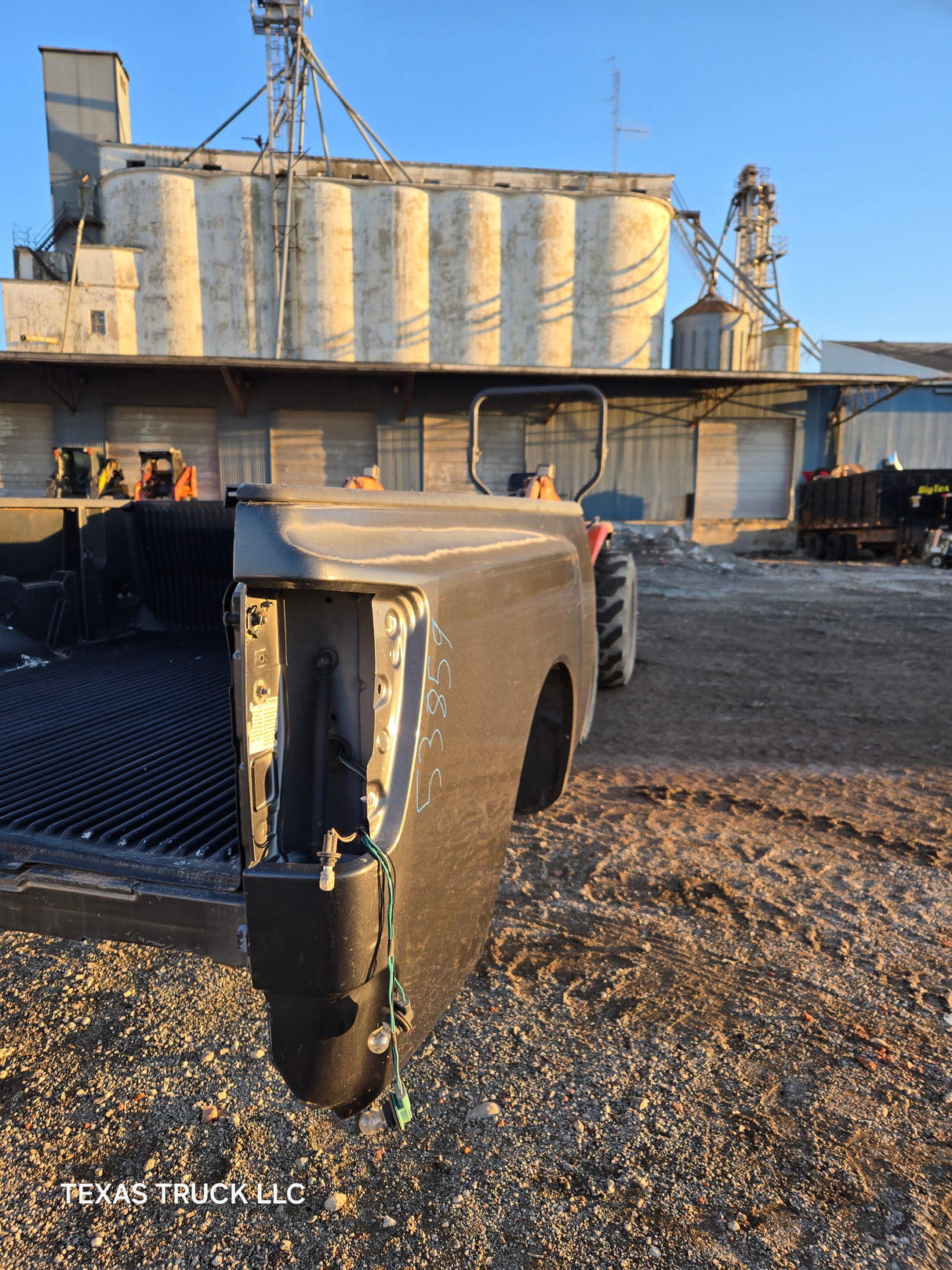 2004-2015 Nissan Titan King Cab 6.5' Short / Long Bed