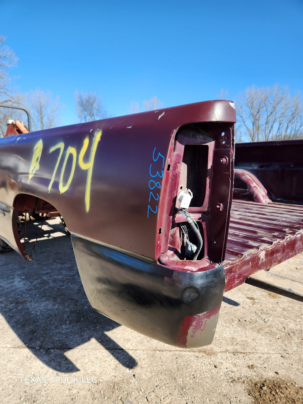 1999-2007 Chevrolet Silverado / GMC Sierra 1500 2500 3500 HD 6' 6" Short Truck Bed