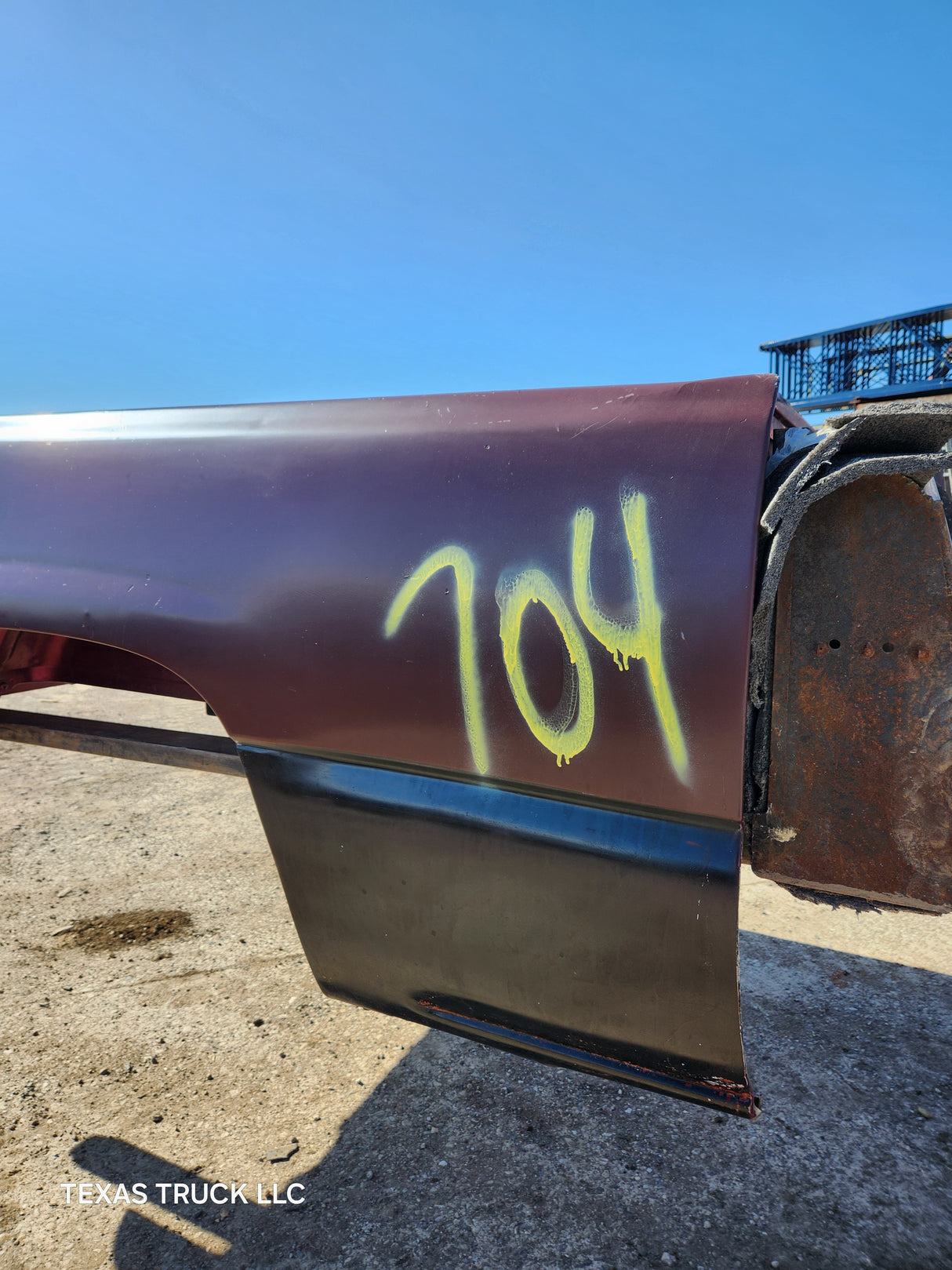 1999-2007 Chevrolet Silverado / GMC Sierra 1500 2500 3500 HD 6' 6" Short Truck Bed