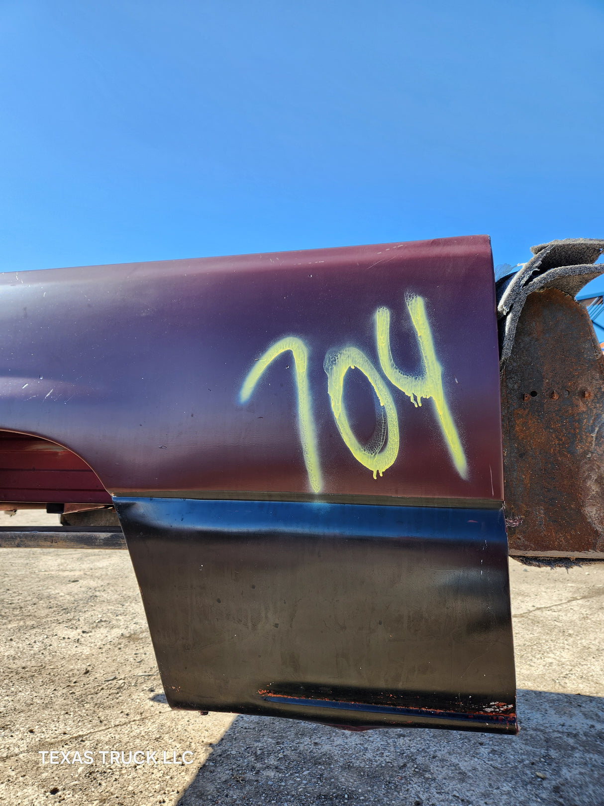 1999-2007 Chevrolet Silverado / GMC Sierra 1500 2500 3500 HD 6' 6" Short Truck Bed