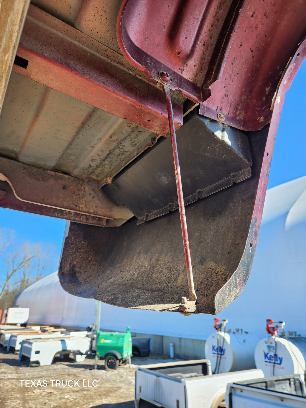 1999-2007 Chevrolet Silverado / GMC Sierra 1500 2500 3500 HD 6' 6" Short Truck Bed