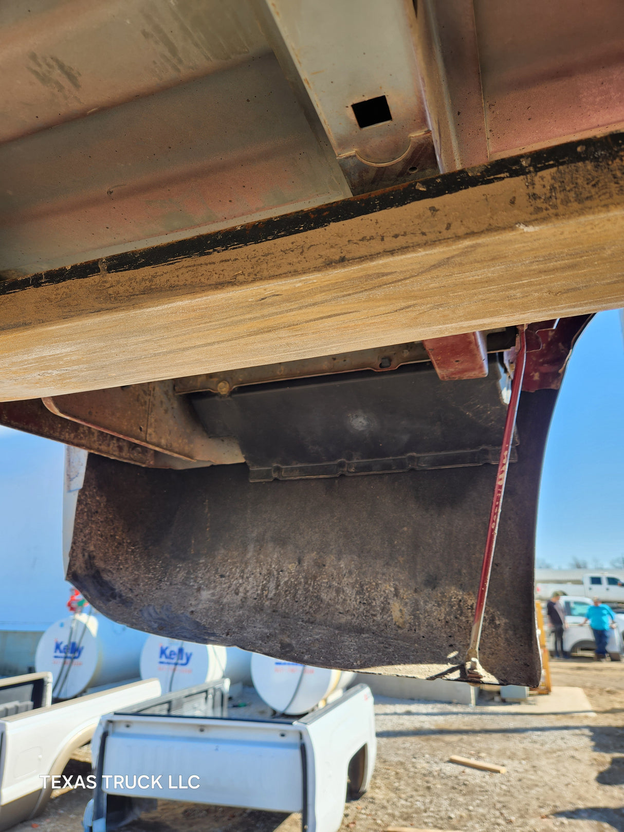 1999-2007 Chevrolet Silverado / GMC Sierra 1500 2500 3500 HD 6' 6" Short Truck Bed