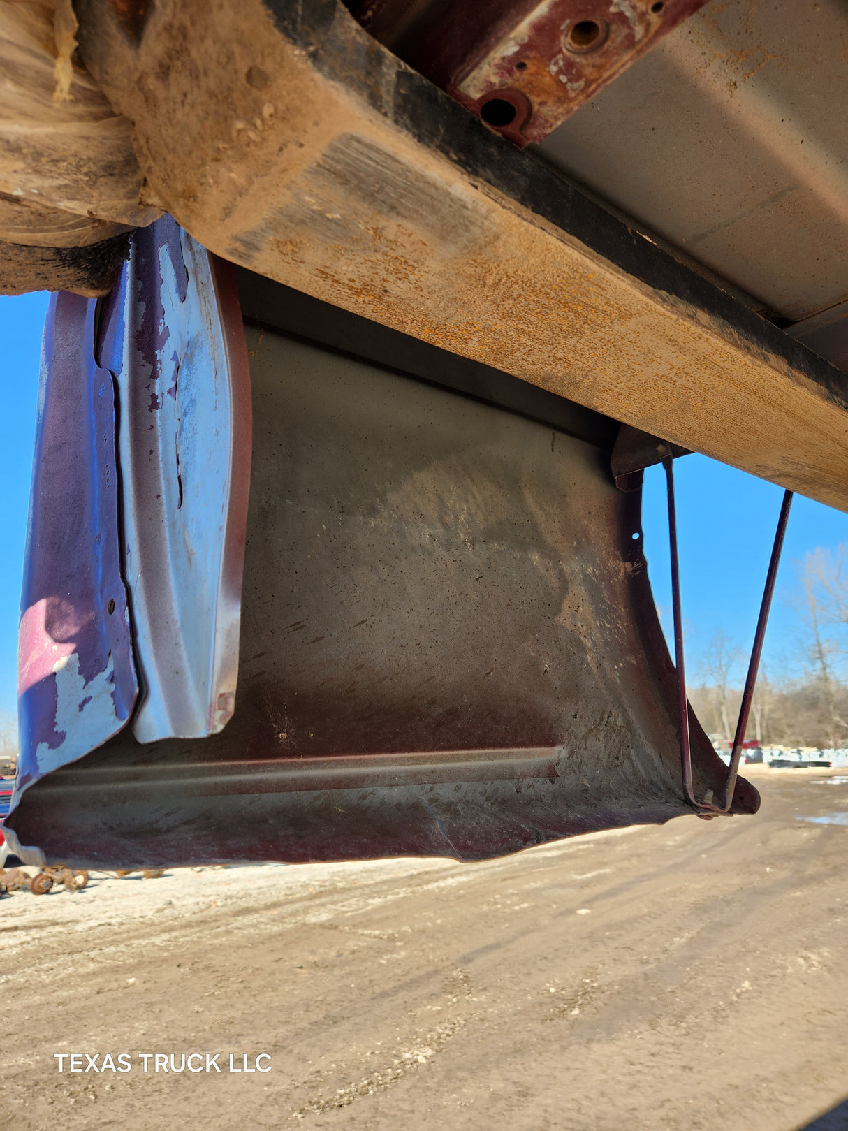 1999-2007 Chevrolet Silverado / GMC Sierra 1500 2500 3500 HD 6' 6" Short Truck Bed