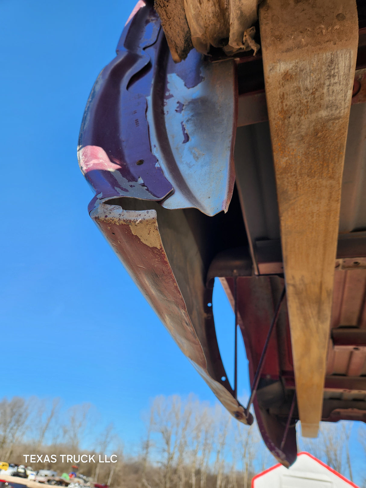 1999-2007 Chevrolet Silverado / GMC Sierra 1500 2500 3500 HD 6' 6" Short Truck Bed