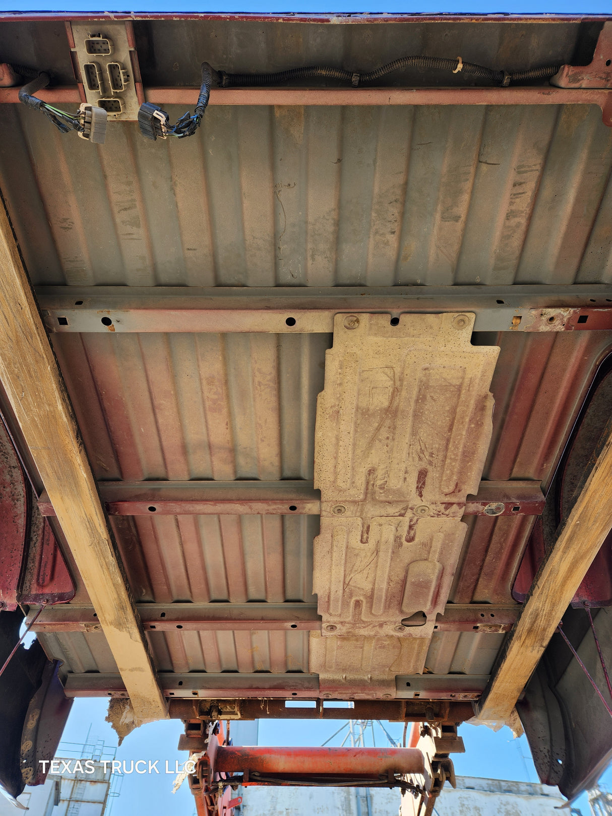 1999-2007 Chevrolet Silverado / GMC Sierra 1500 2500 3500 HD 6' 6" Short Truck Bed