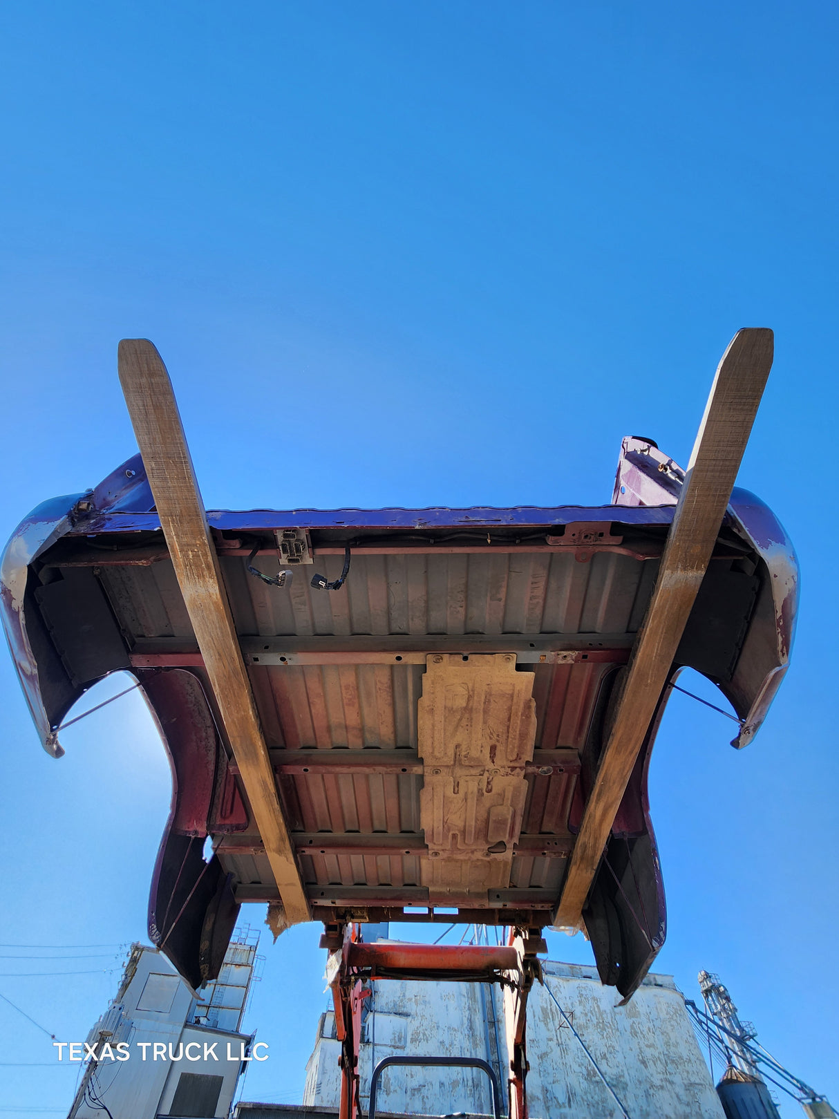 1999-2007 Chevrolet Silverado / GMC Sierra 1500 2500 3500 HD 6' 6" Short Truck Bed